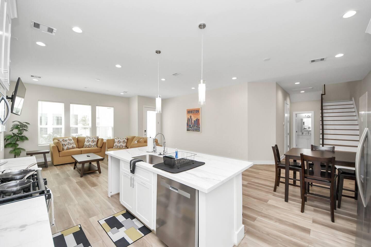 5935 Beall Street # B