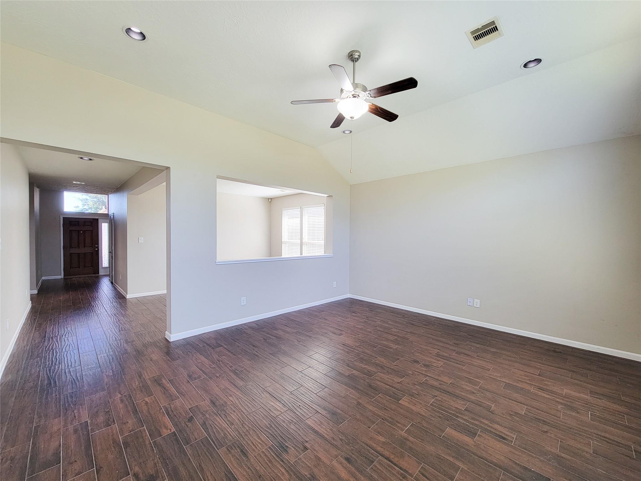 3007 Meadow Prairie Street