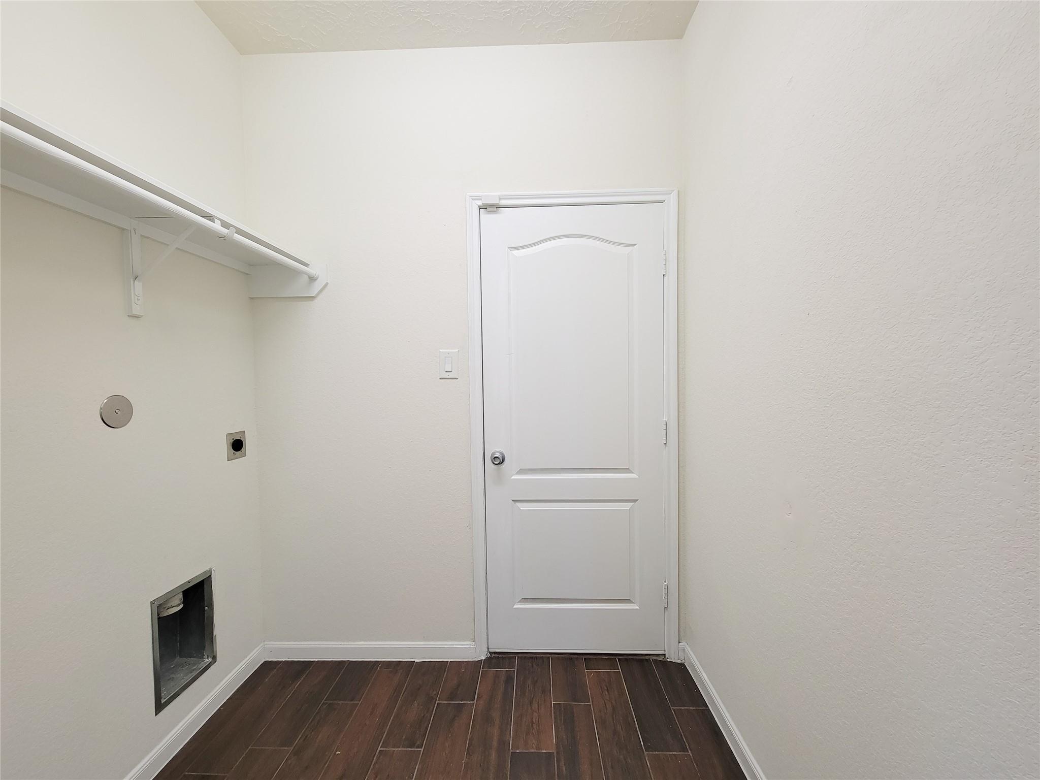 3007 Meadow Prairie Street