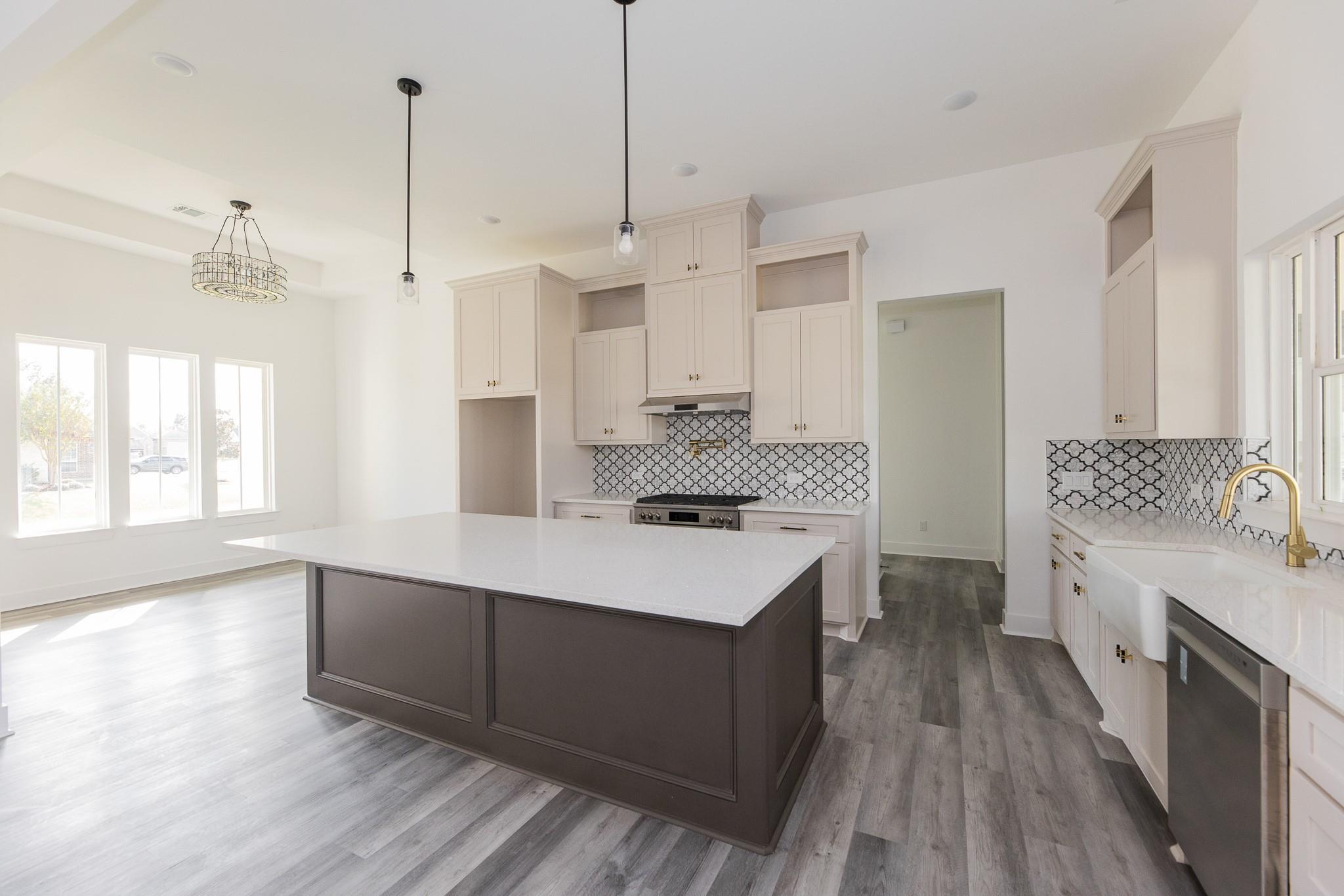 18714 Riverton Ash Court