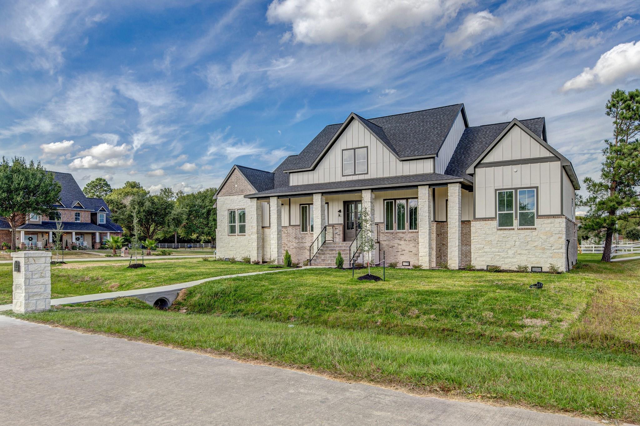 18714 Riverton Ash Court