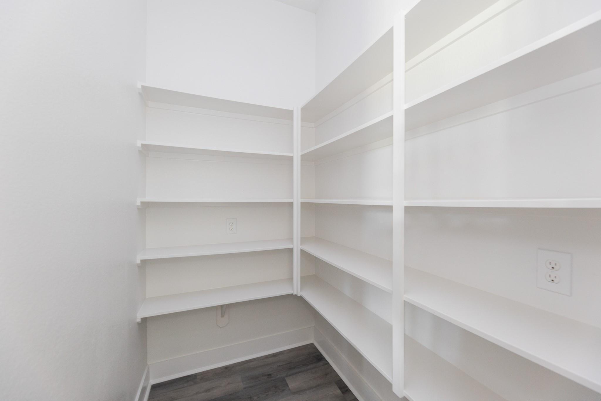 18714 Riverton Ash Court