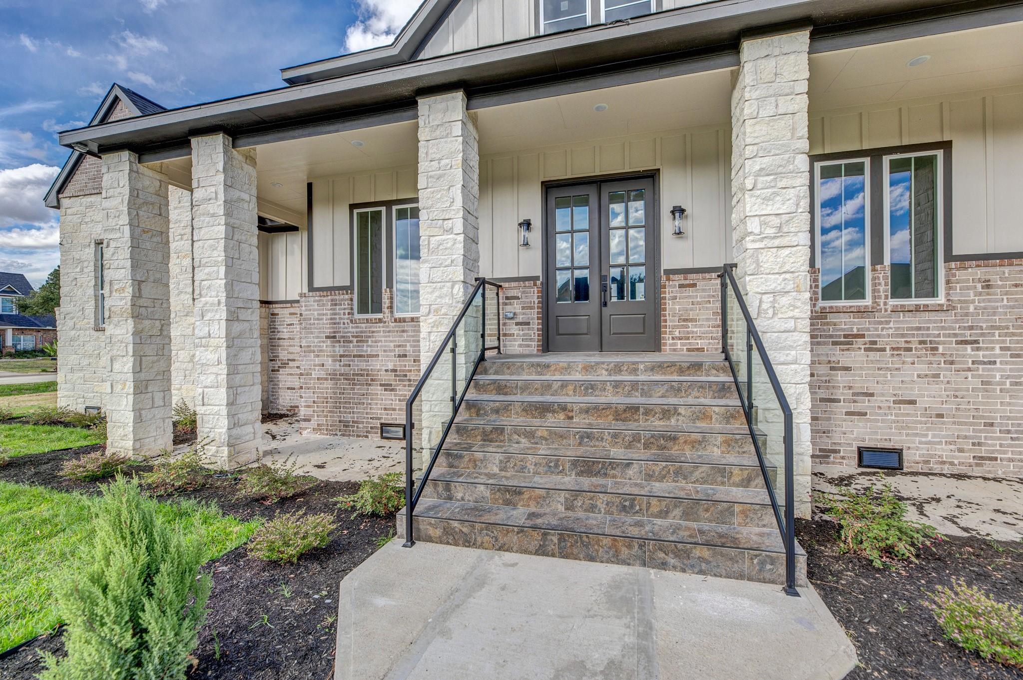 18714 Riverton Ash Court