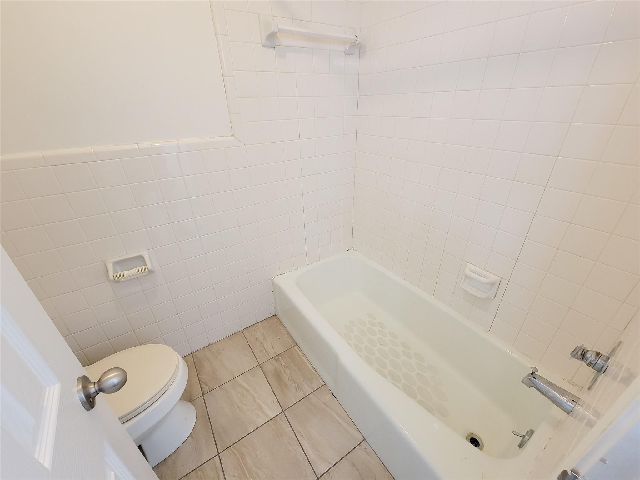 4717 Country Club View