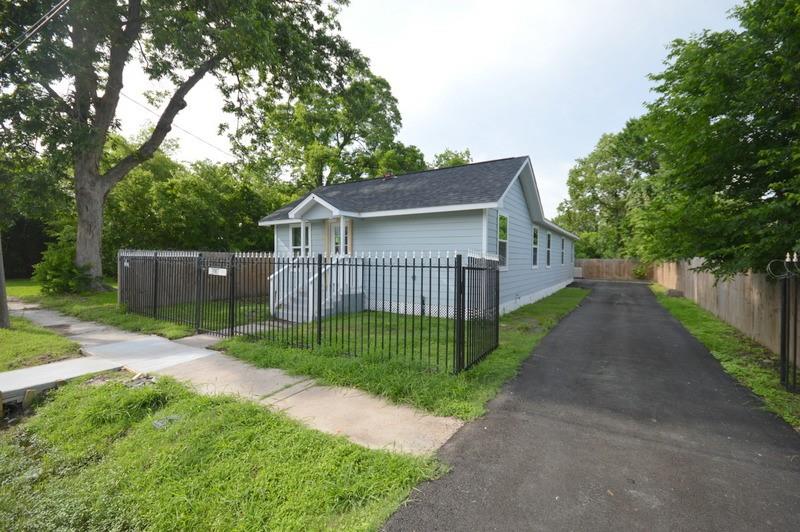 3007 Tuam Street # B
