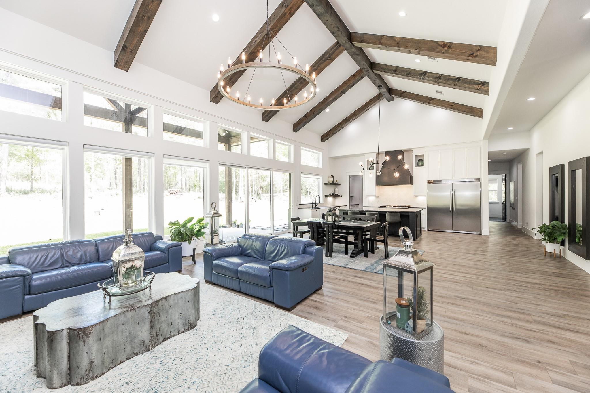 10433 Wagon Pass Trail
