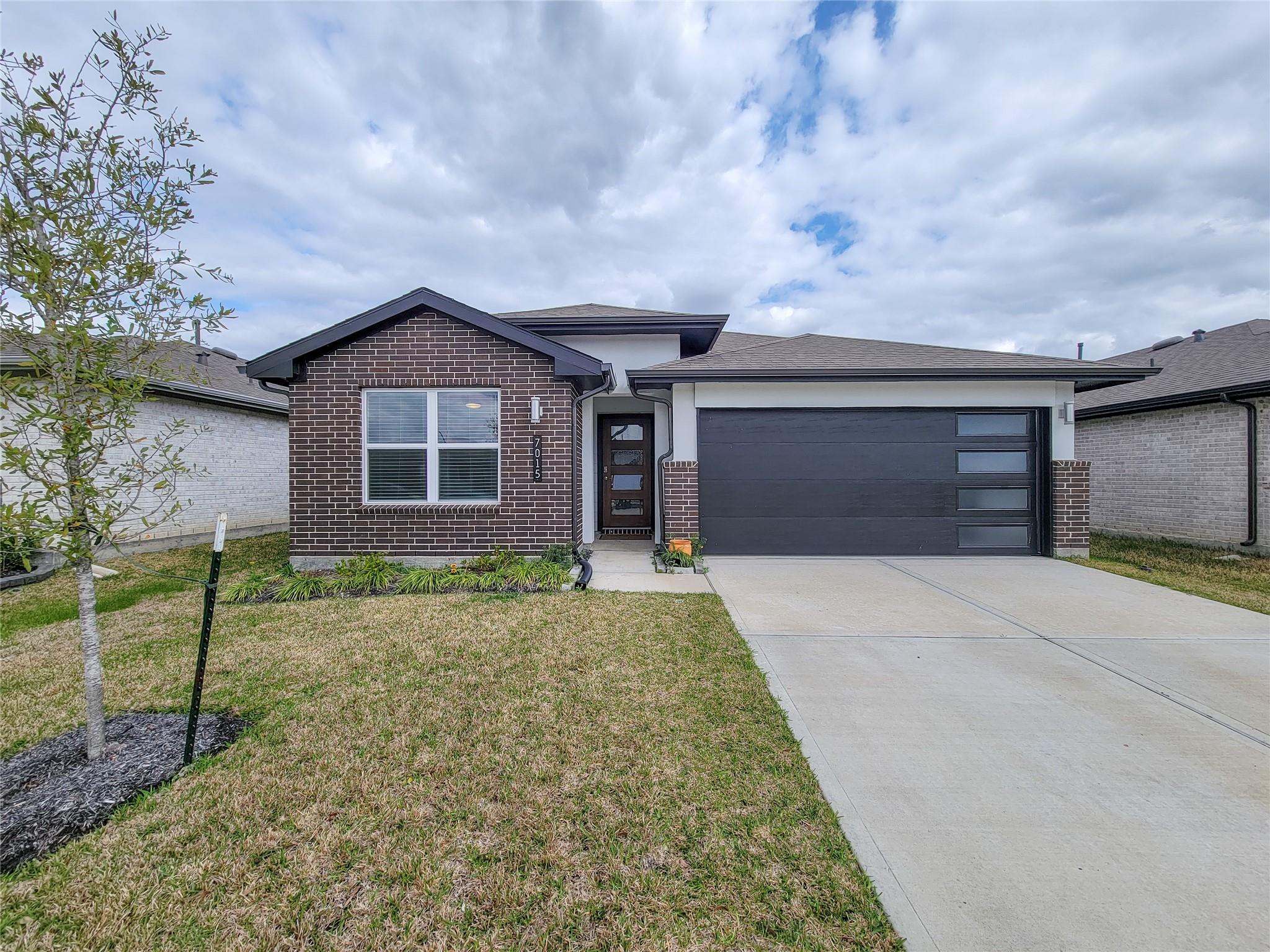 7015 Halifax Harvest Lane