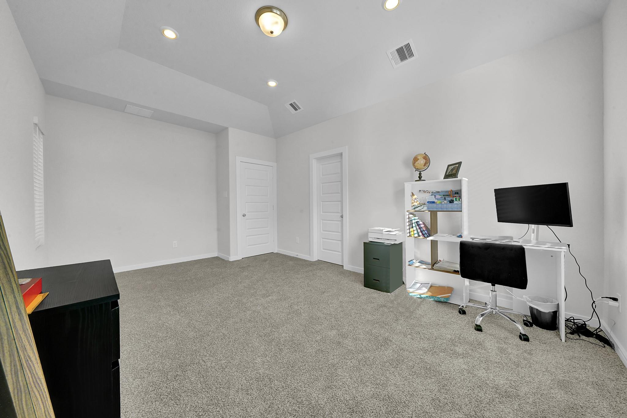 17125 White Acer Way