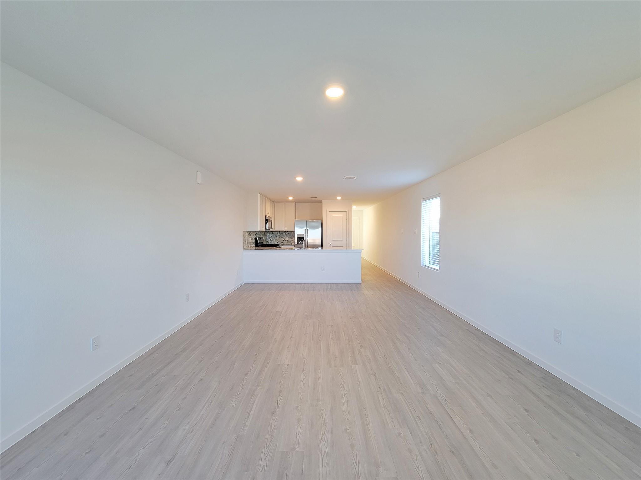 1603 Windrose Bend
