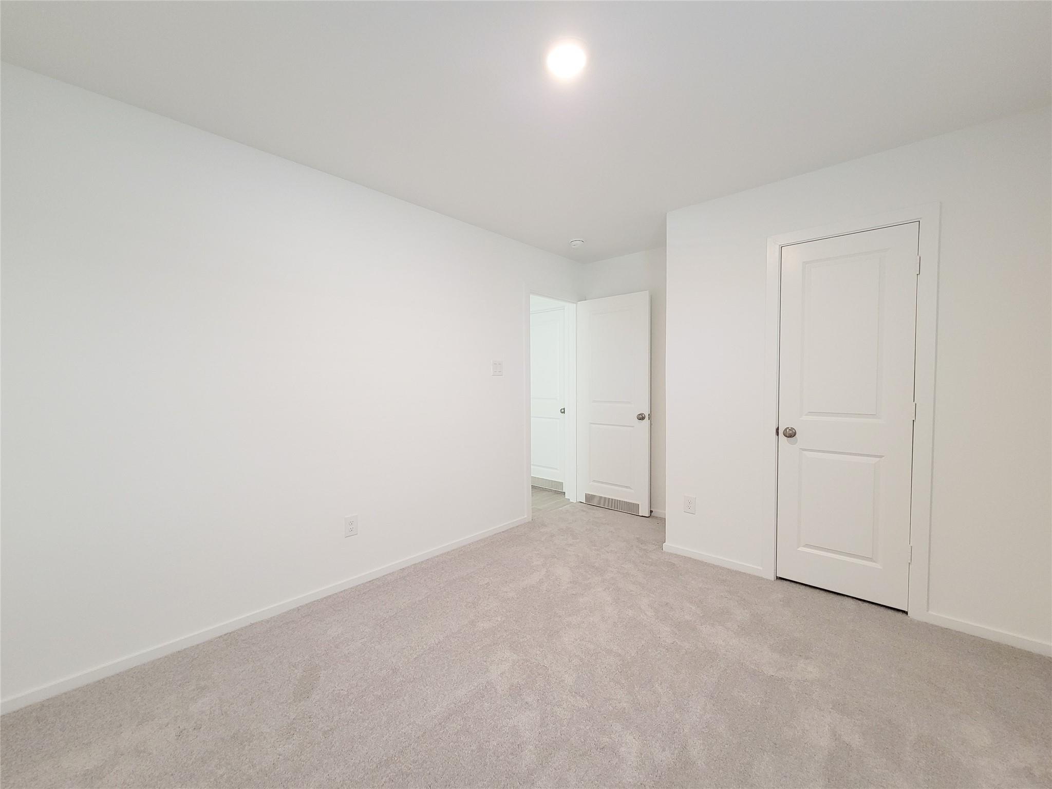 1603 Windrose Bend