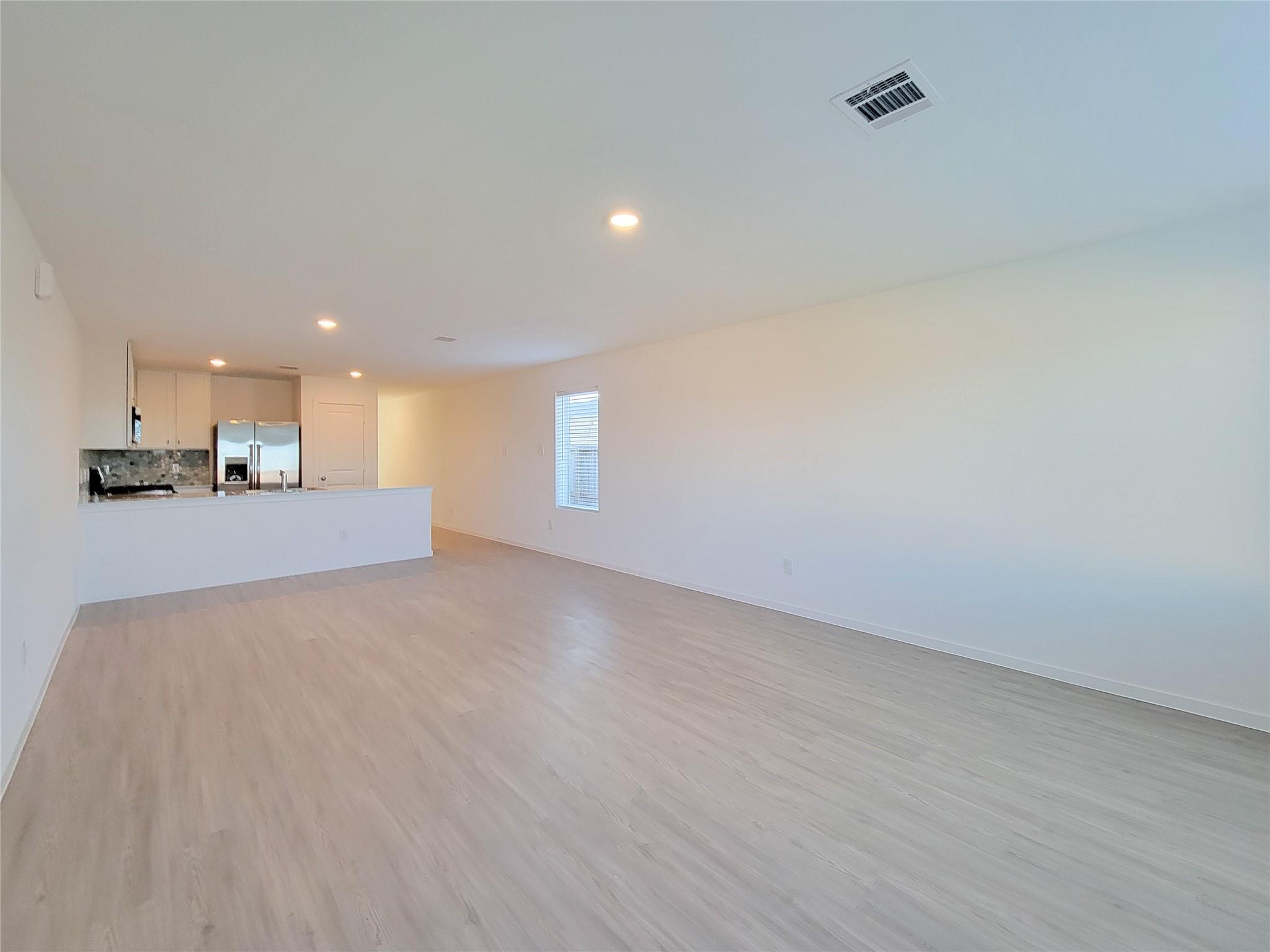 1603 Windrose Bend