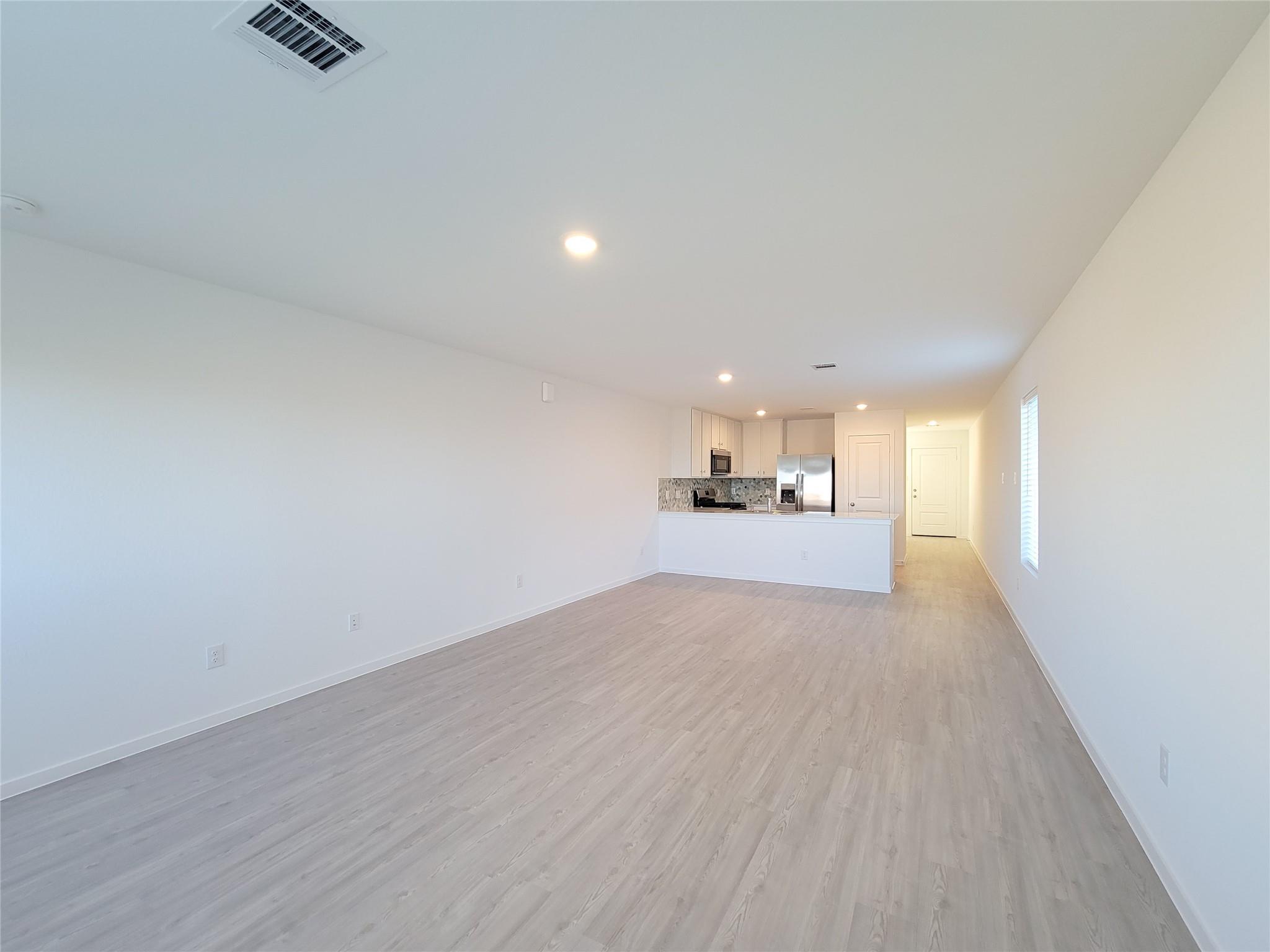 1603 Windrose Bend