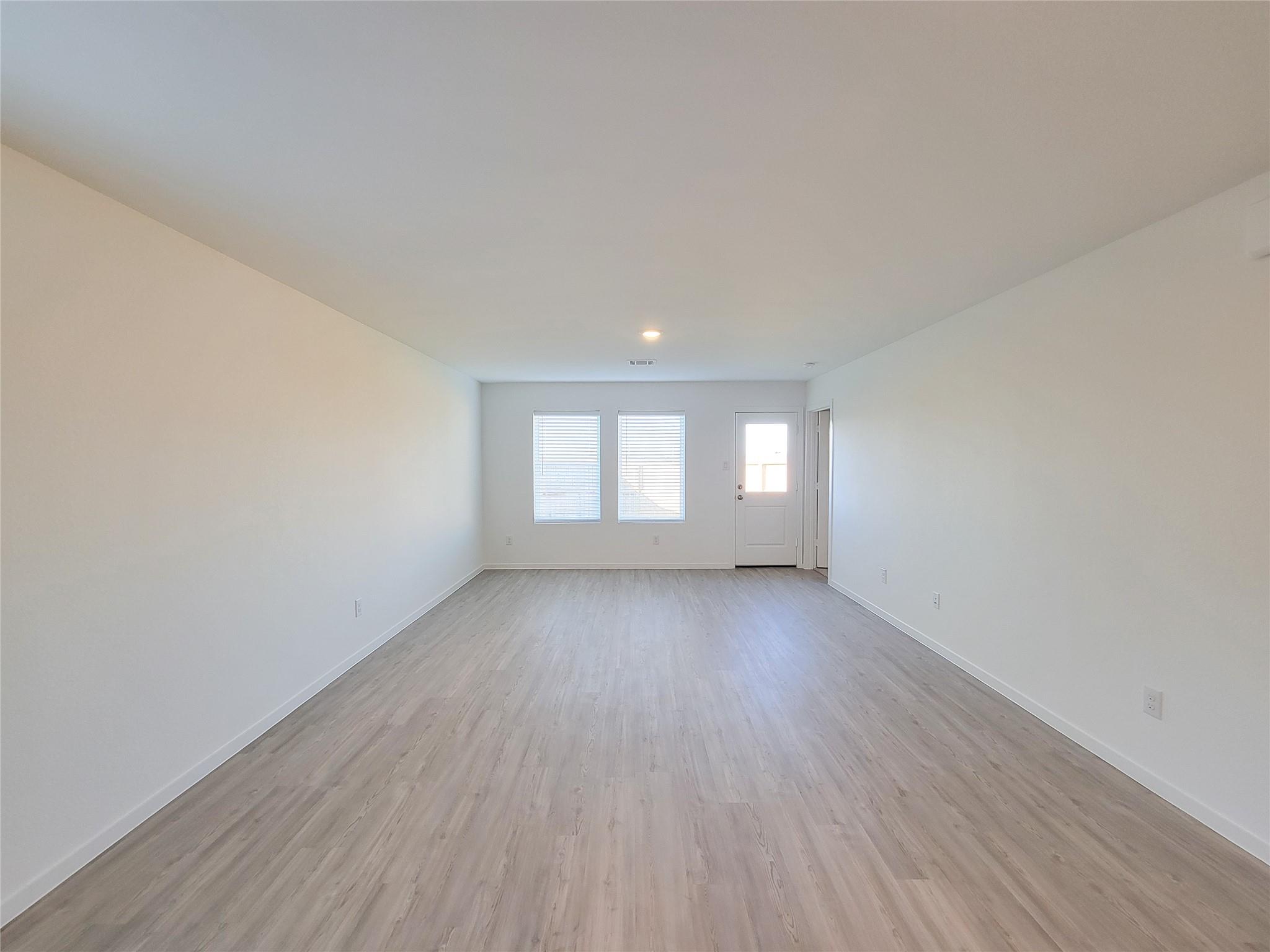 1603 Windrose Bend