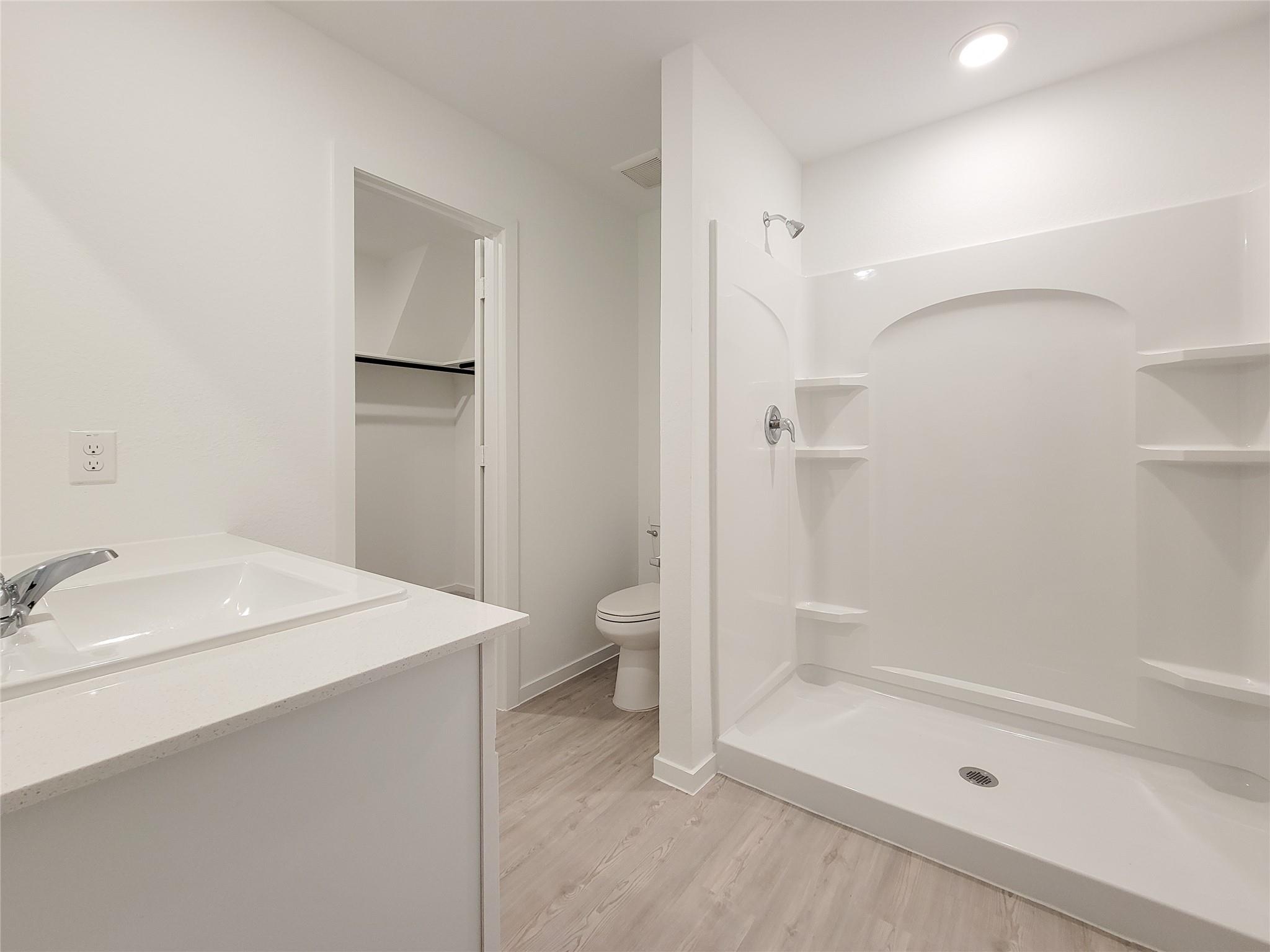 1603 Windrose Bend