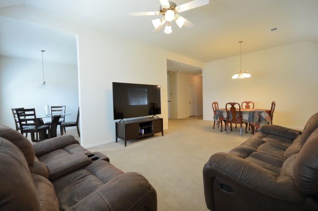 2727 Lakecrest River Drive