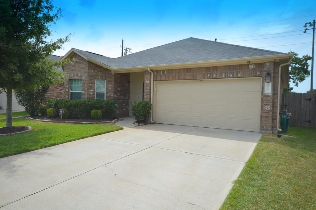 2727 Lakecrest River Drive