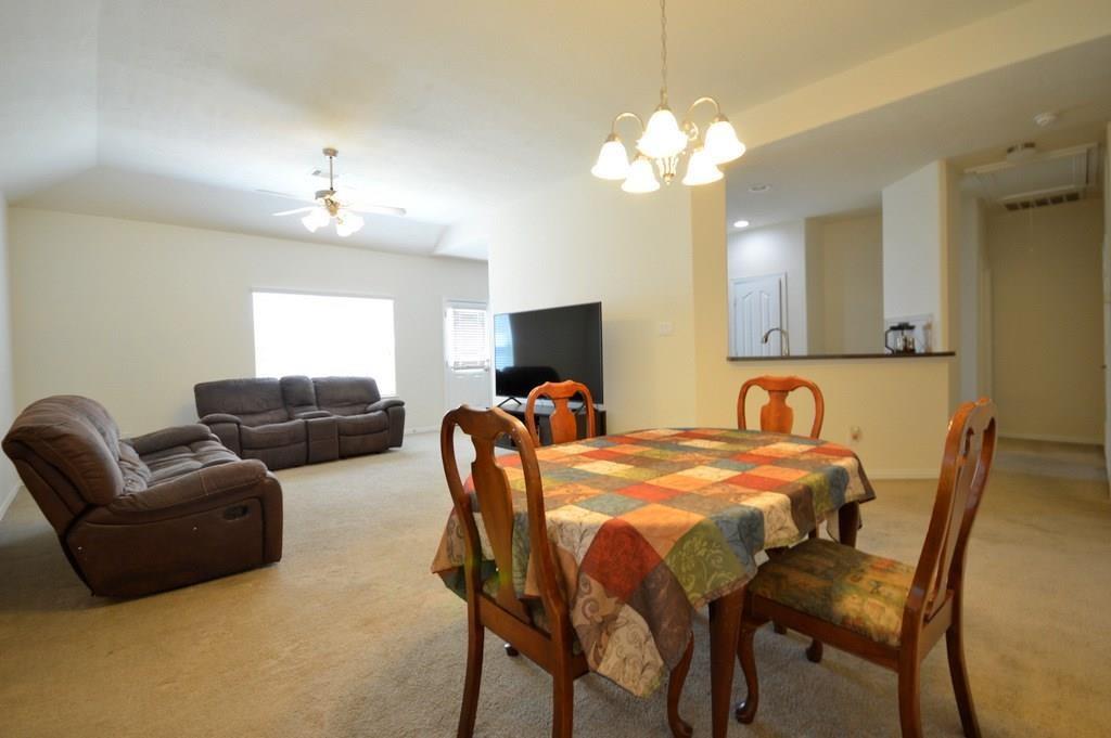 2727 Lakecrest River Drive