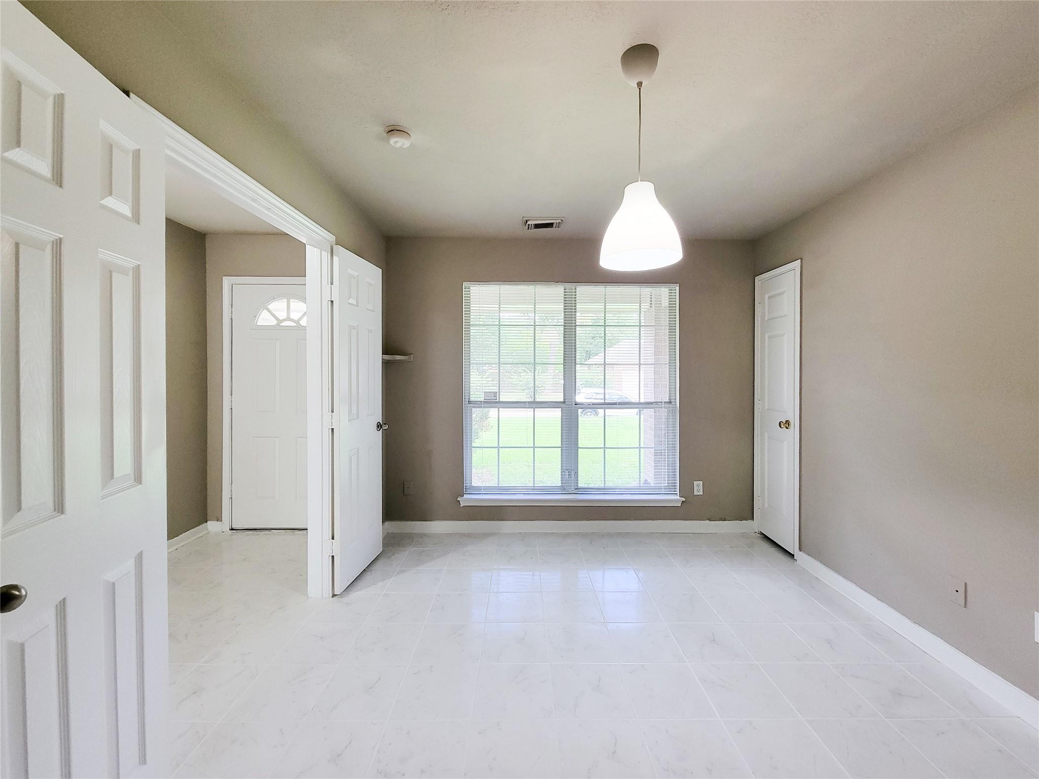 5322 Rivergate Drive