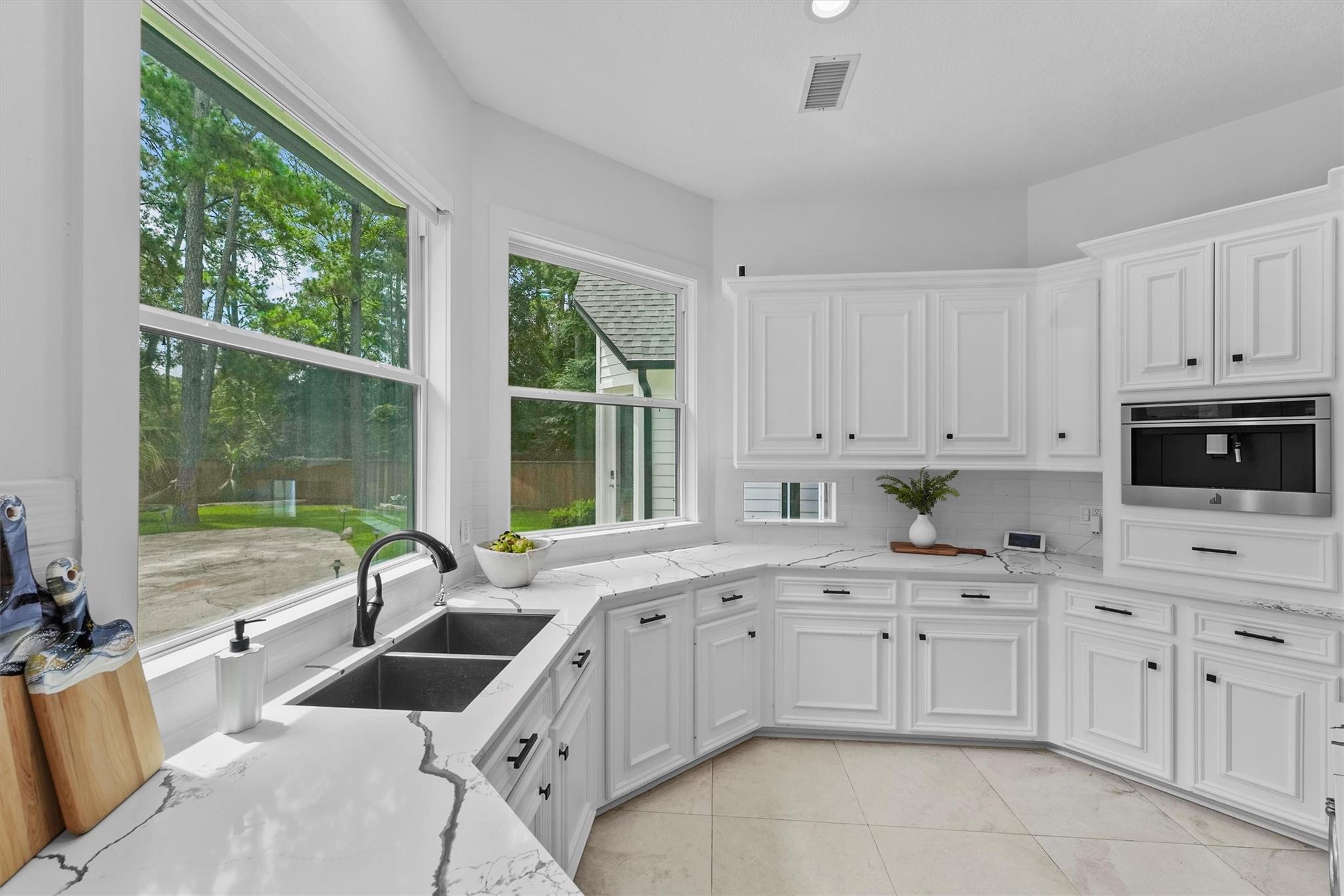 34 N Wooded Brook Circle