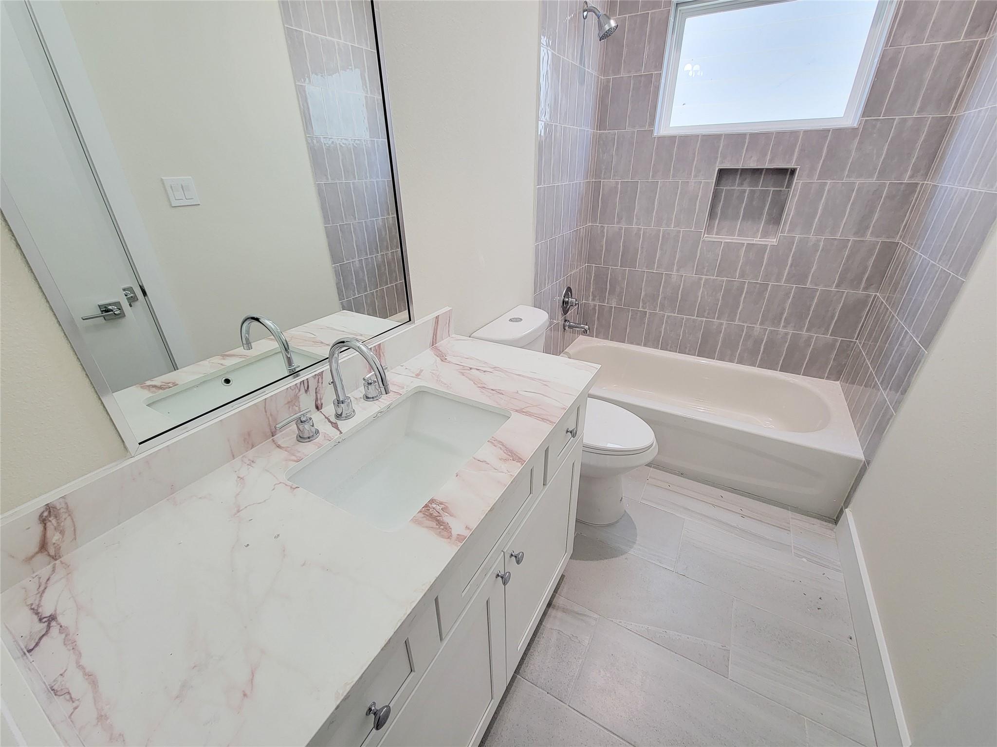 5931 Beall Street # D Unit: A-D