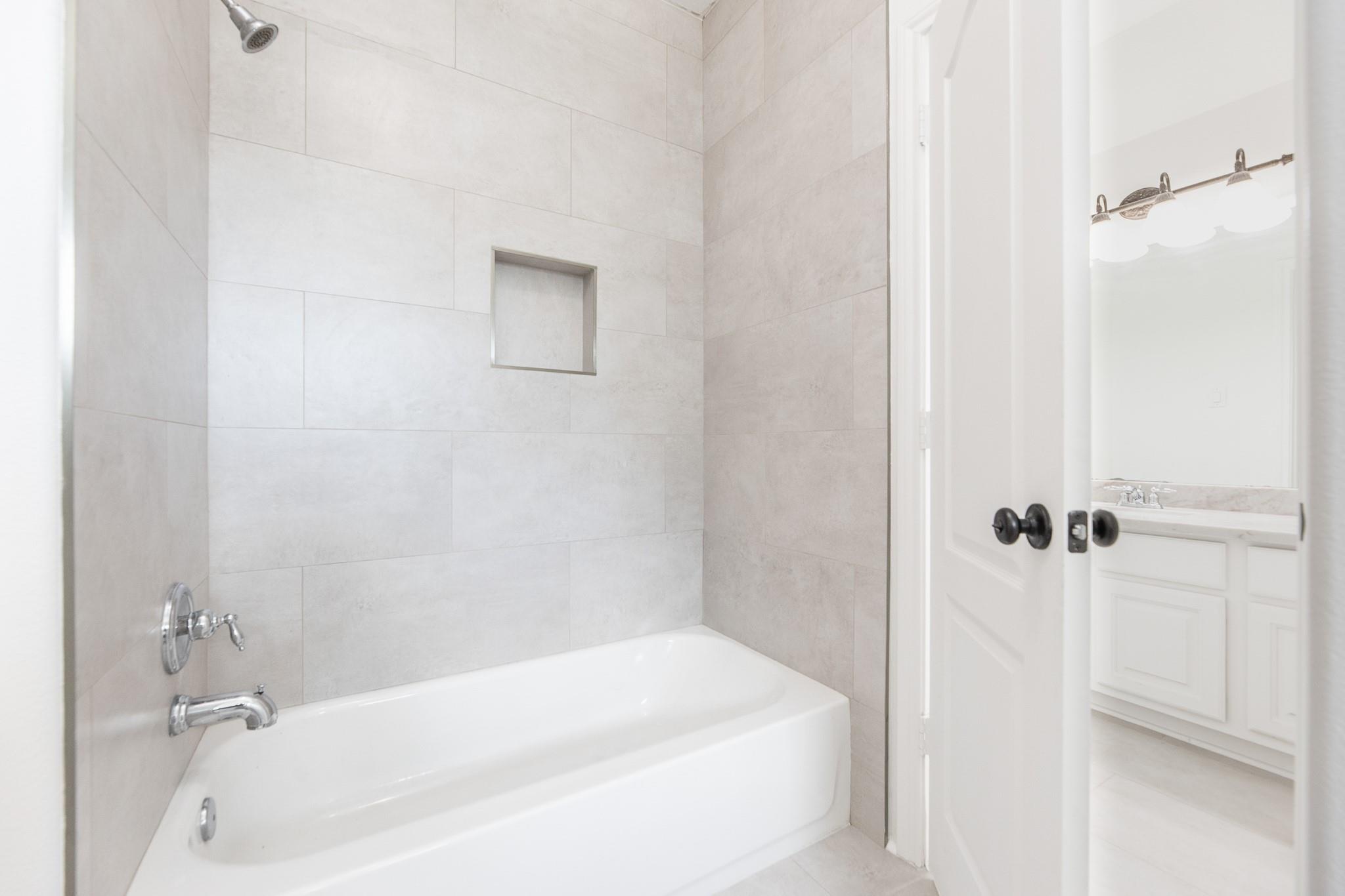 19507 Gladewater Court