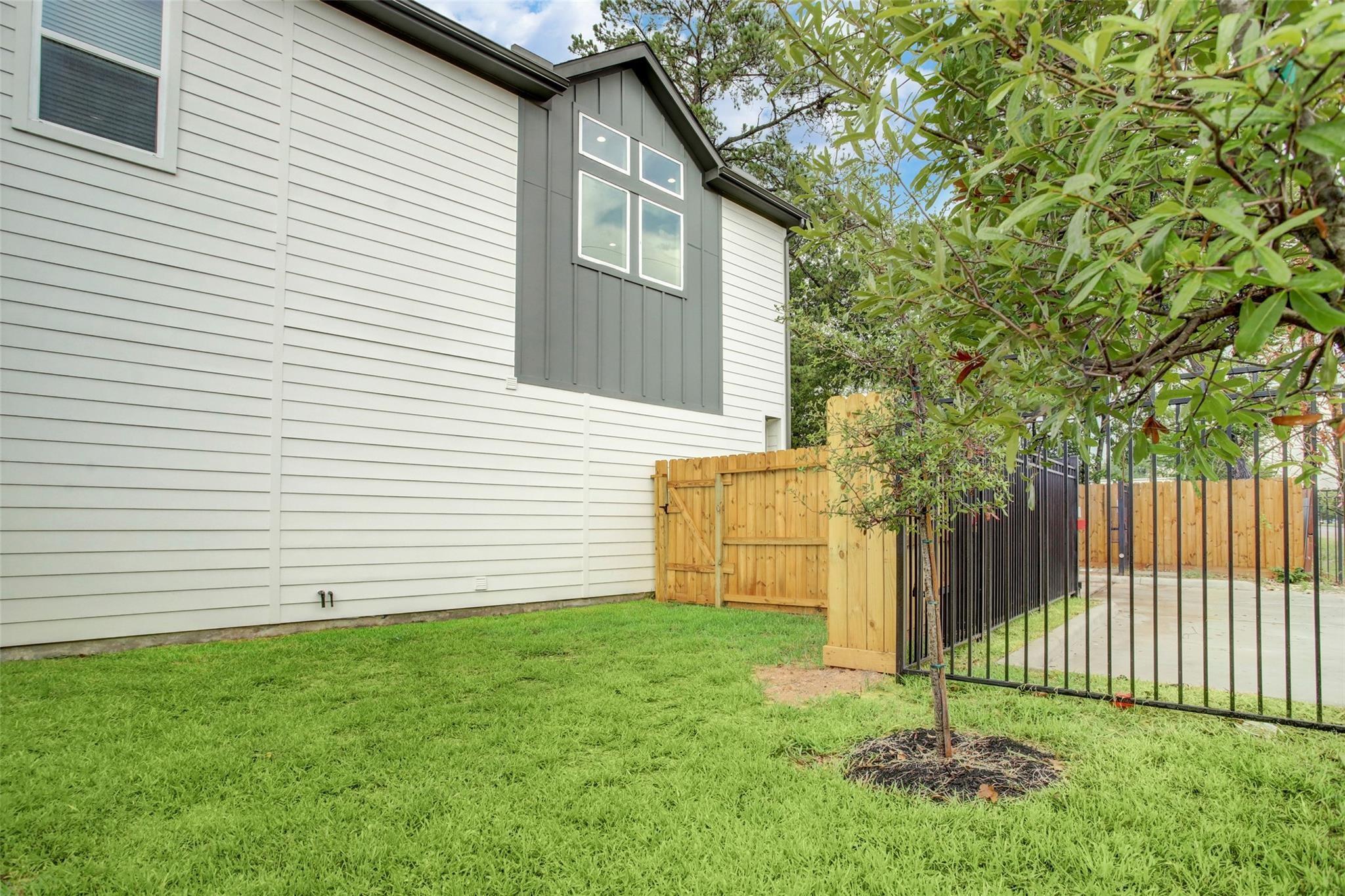 2502 W Tidwell Road # A