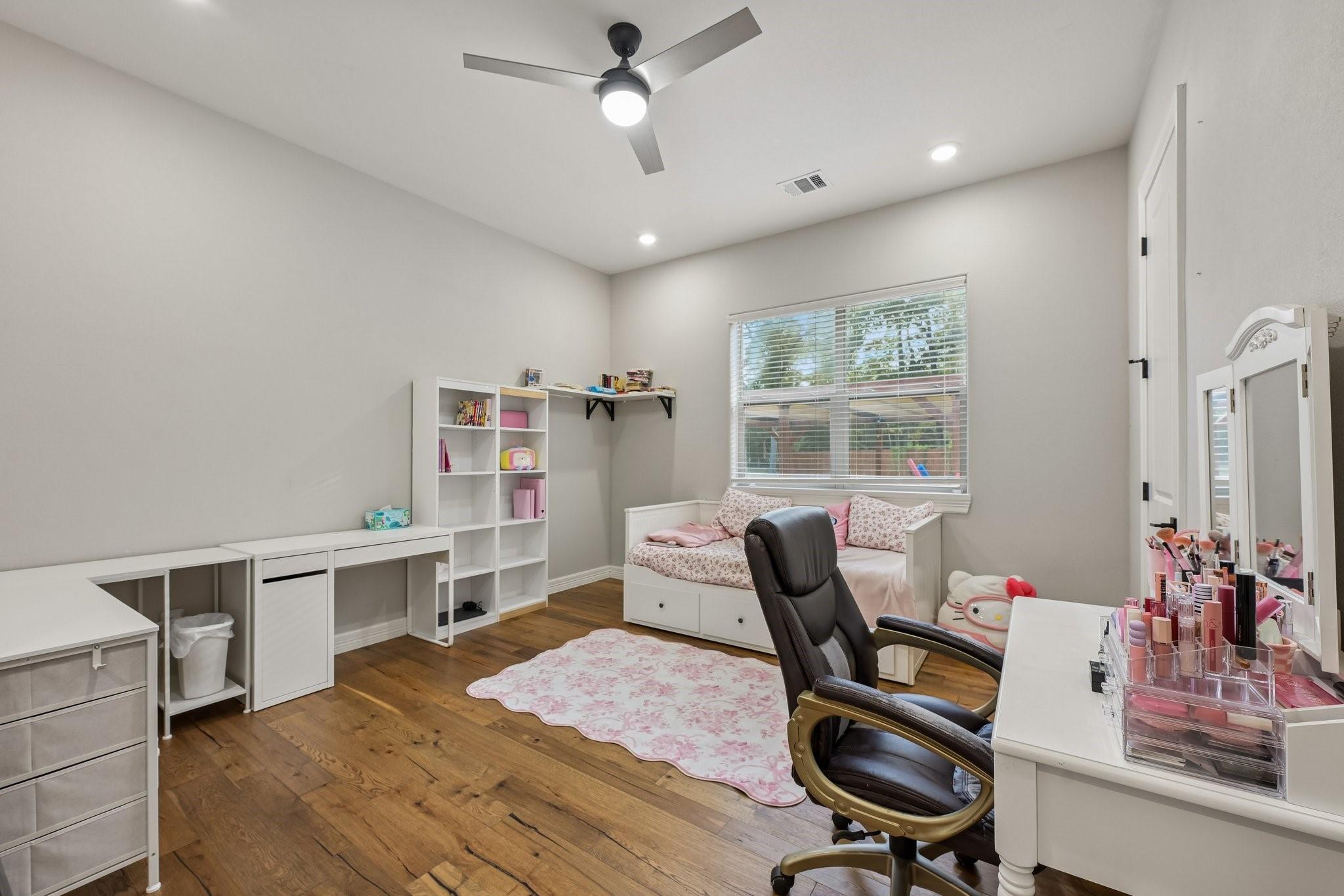 33135 Willow Bend Road