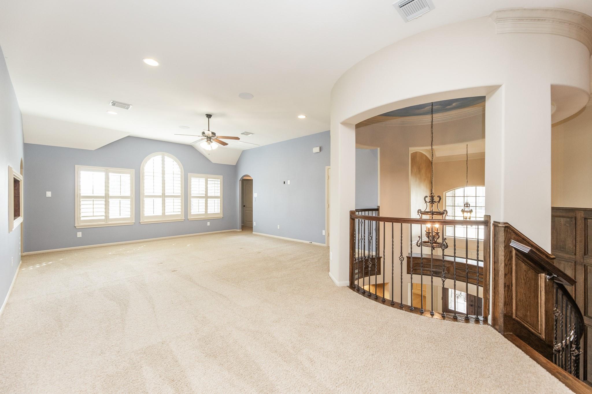 13803 Oak Fair Bend