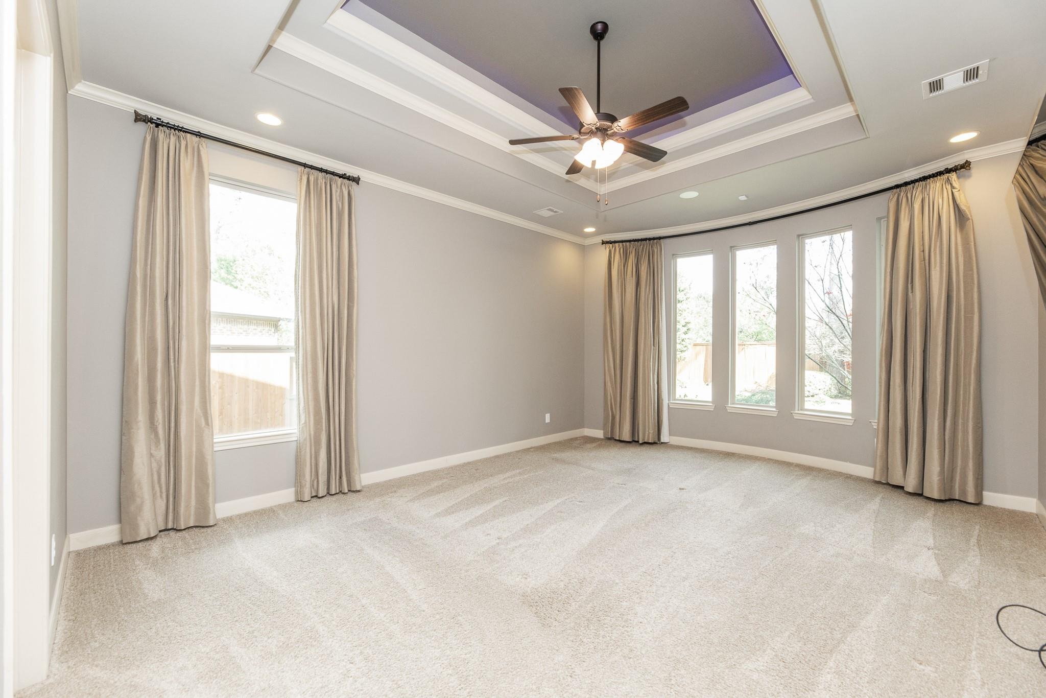 13803 Oak Fair Bend