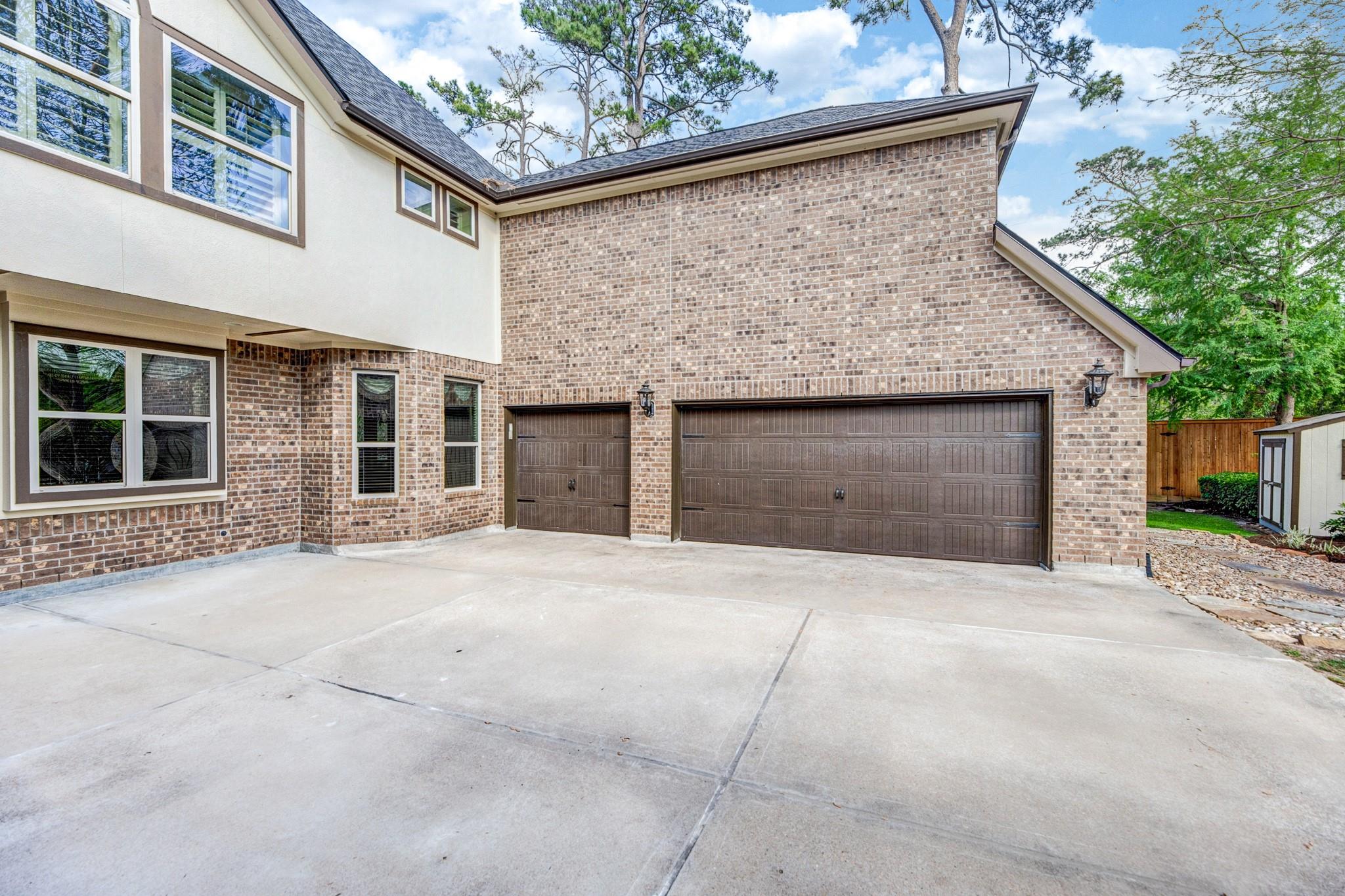 13803 Oak Fair Bend