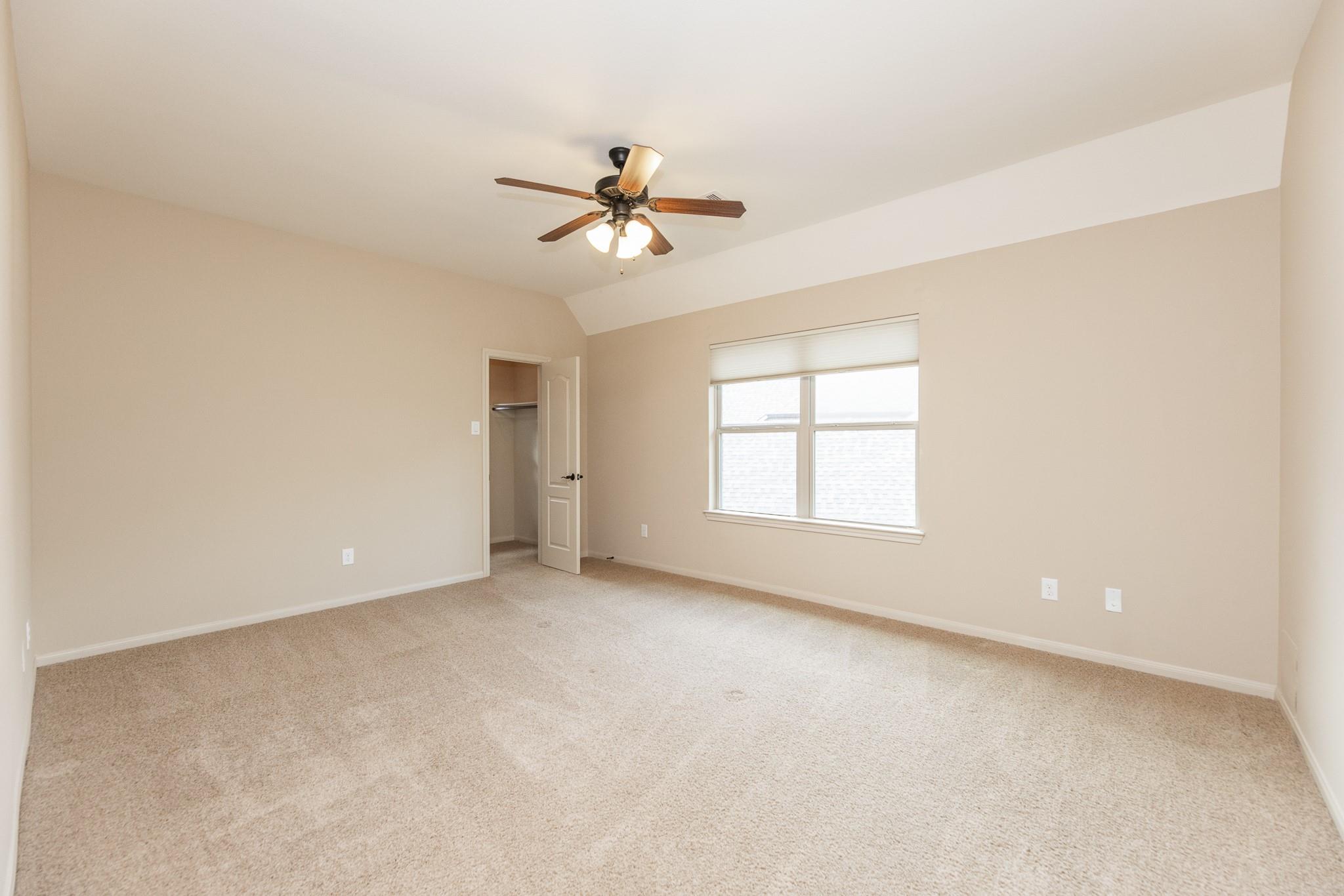 13803 Oak Fair Bend
