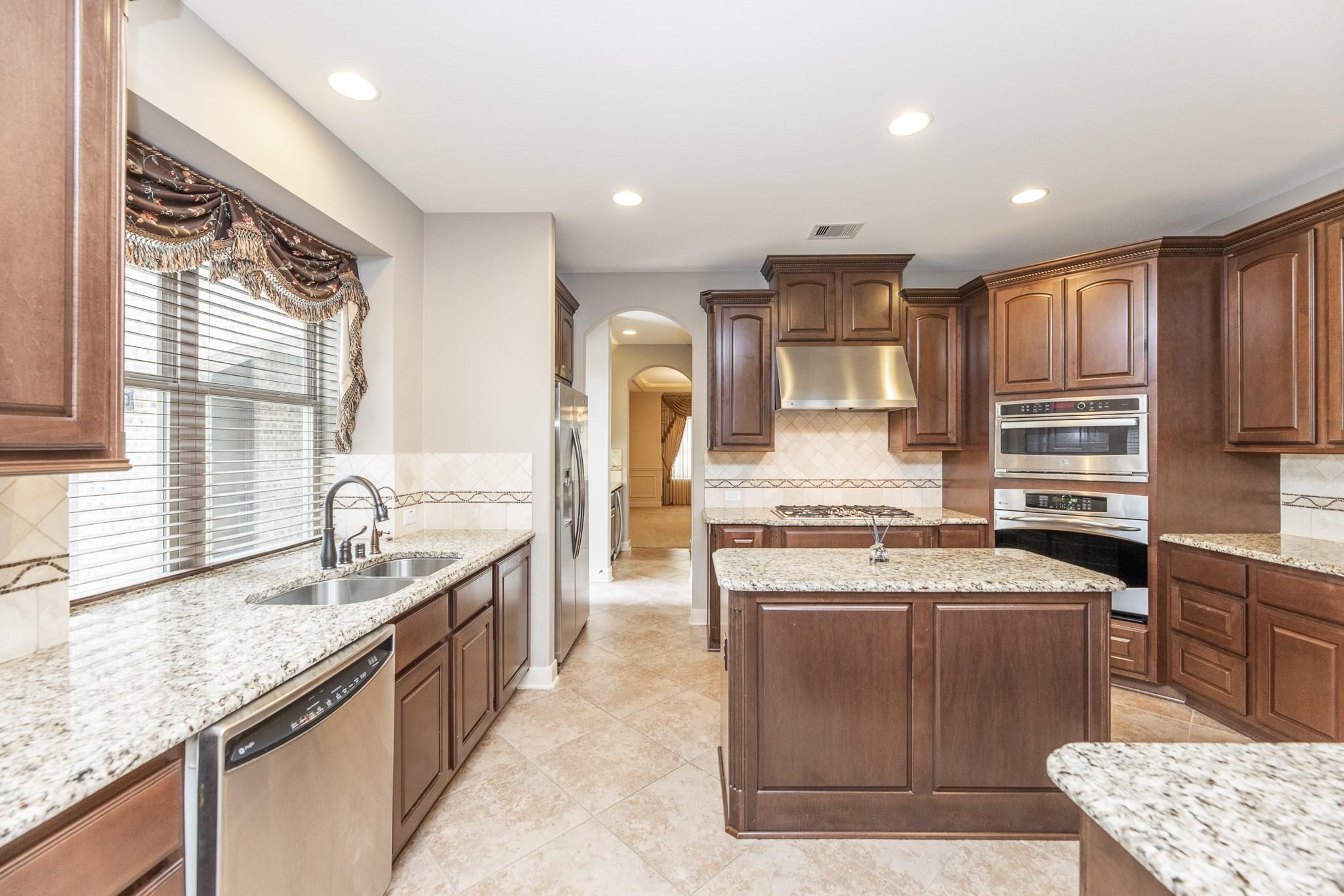 13803 Oak Fair Bend