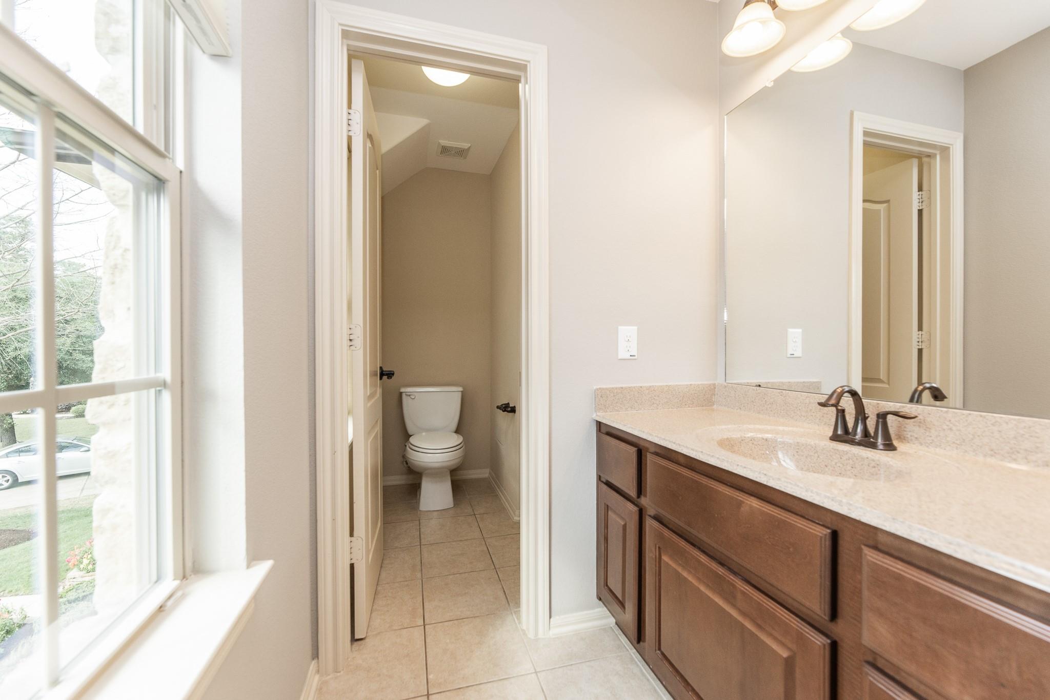 13803 Oak Fair Bend
