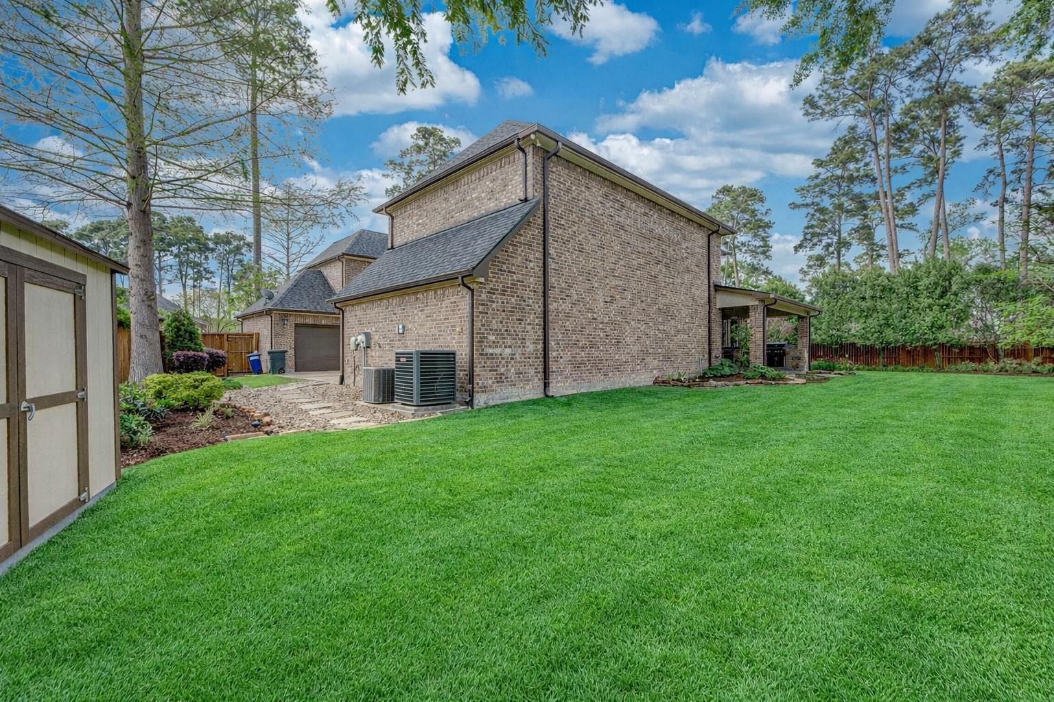 13803 Oak Fair Bend