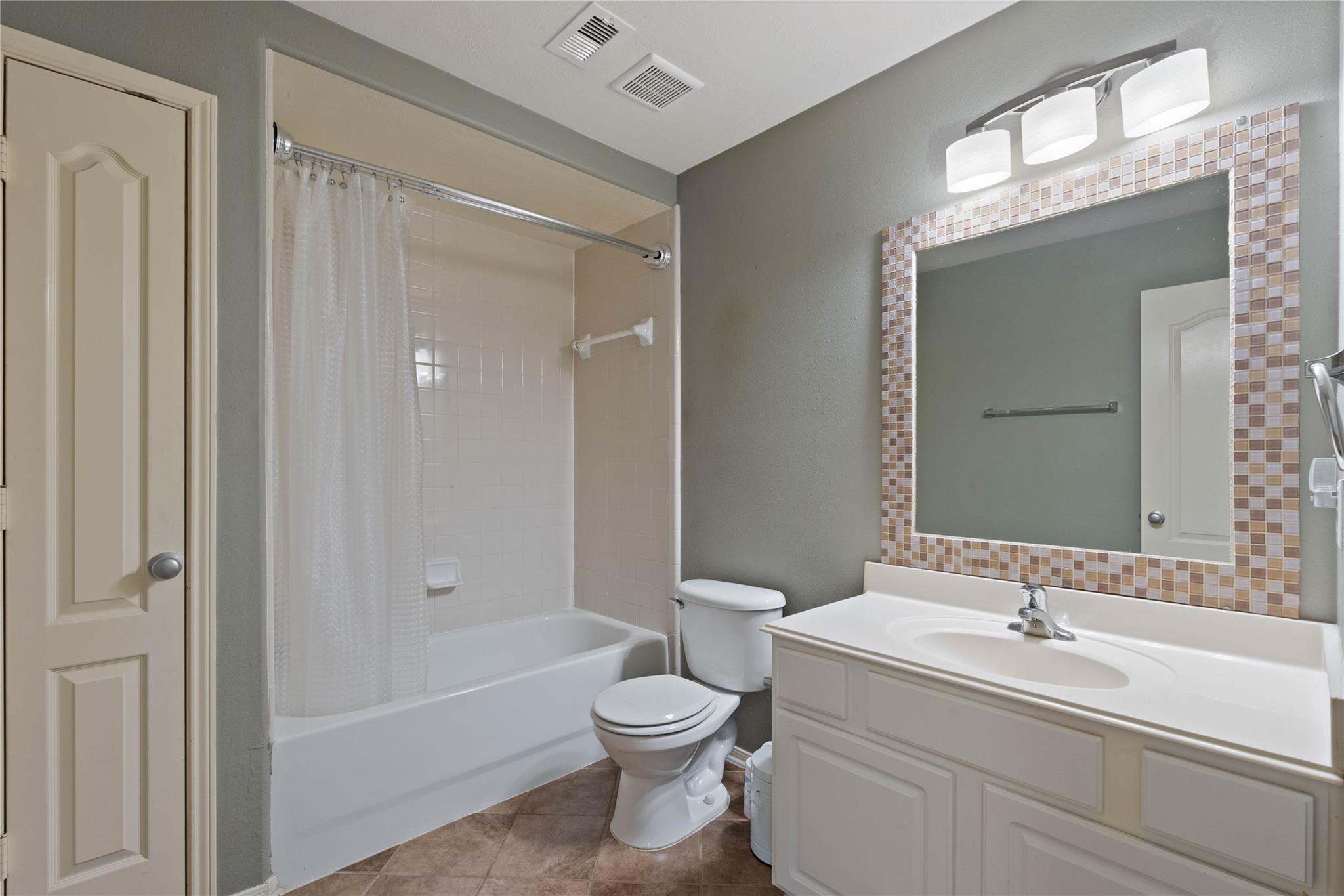 7414 Hollister Spring