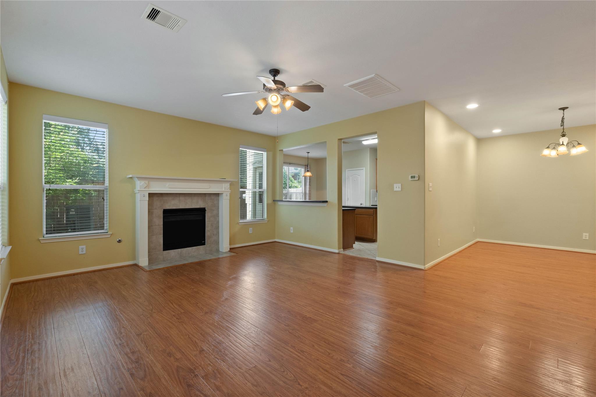 7414 Hollister Spring