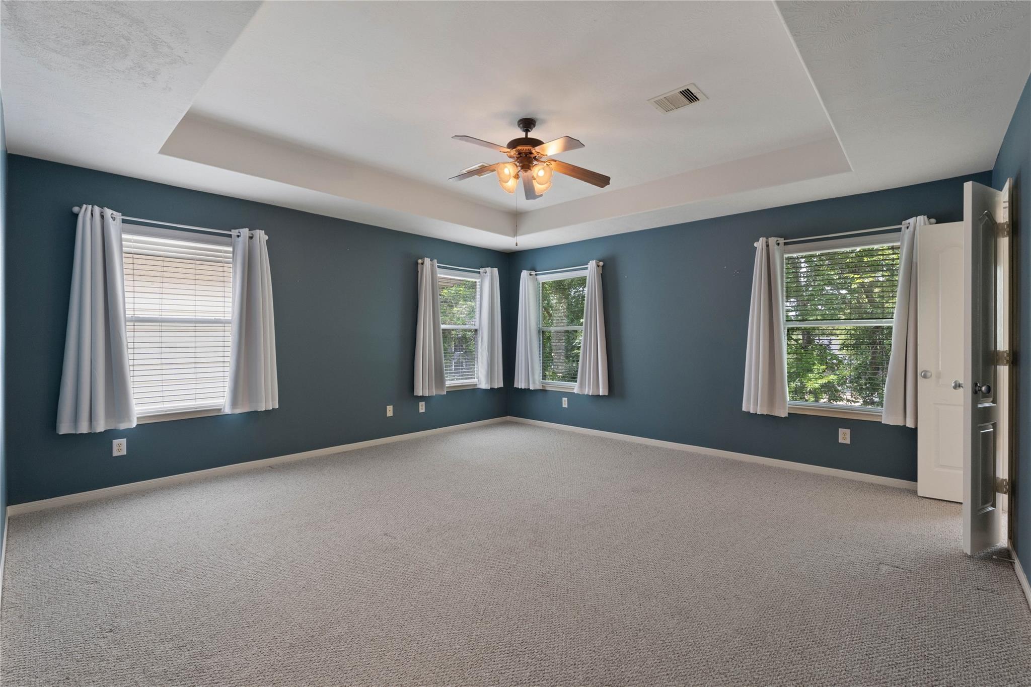 7414 Hollister Spring