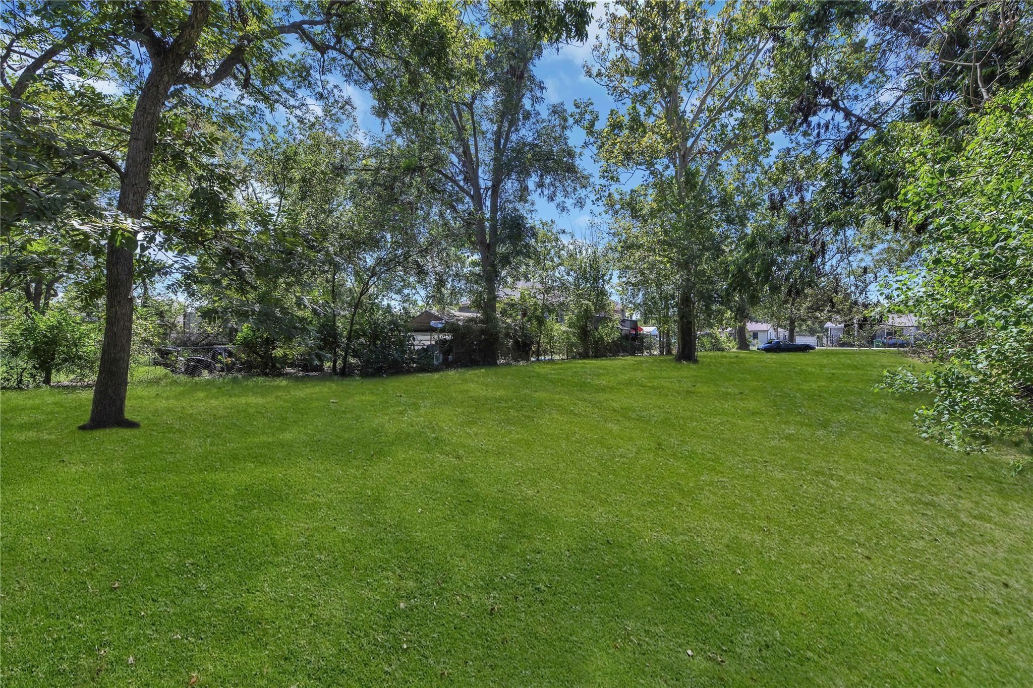 3914 Wipprecht Street