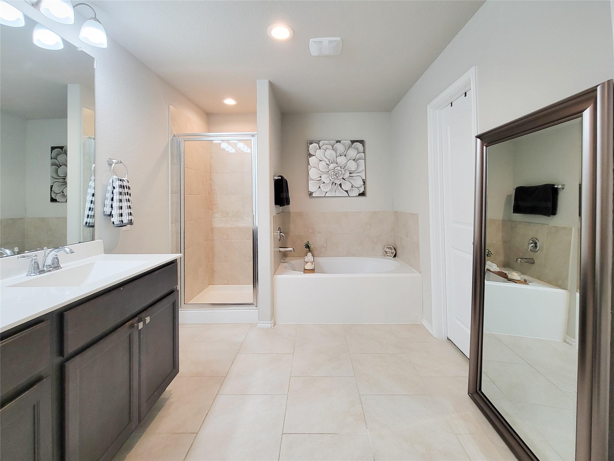 4931 Marina Shores Court