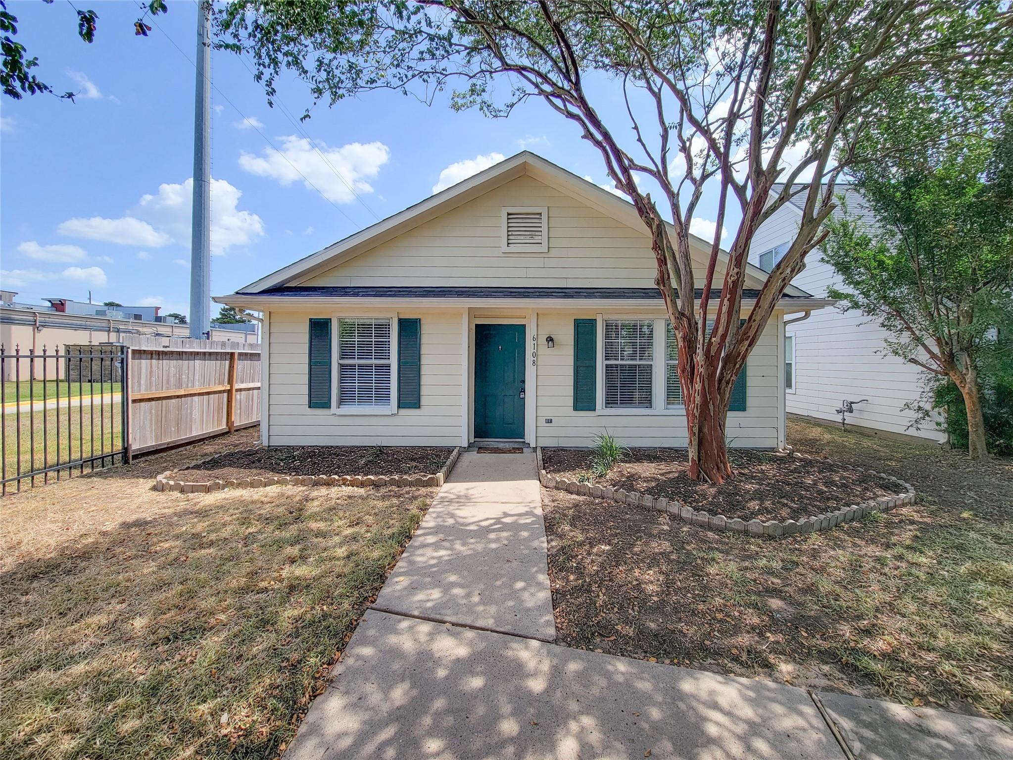 6108 Elton Knolls Street