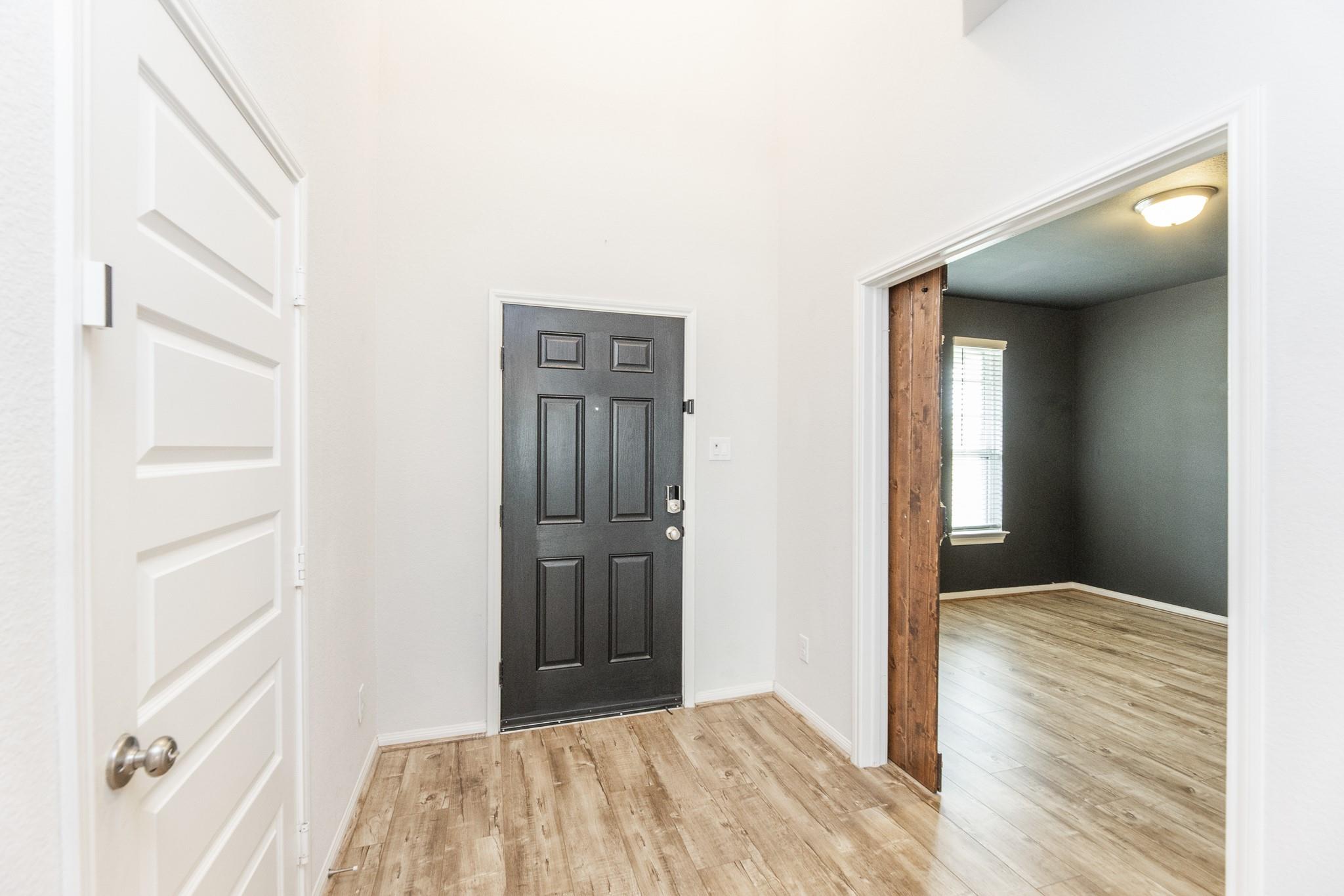 5943 Pearland Place