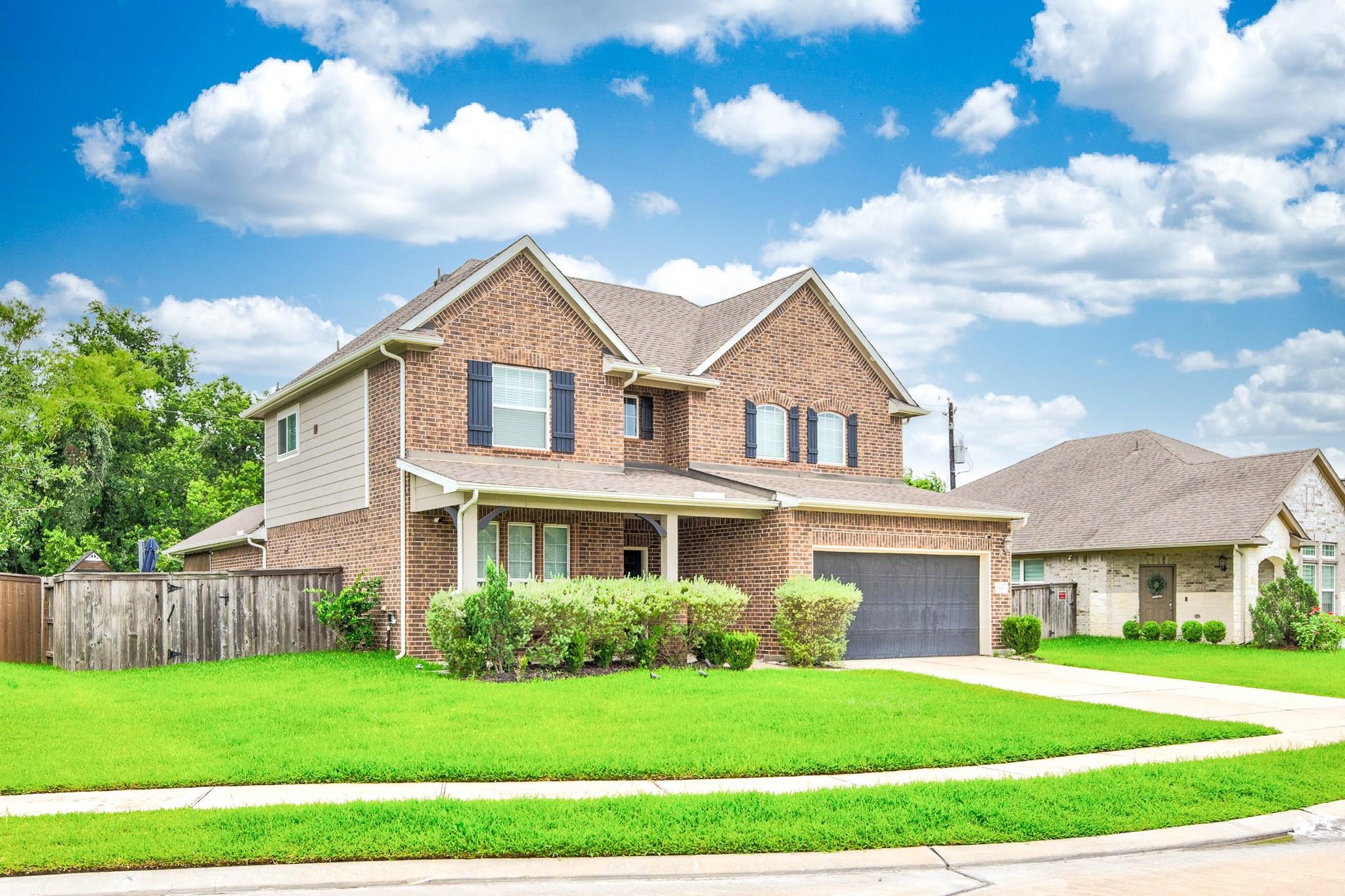 5943 Pearland Place