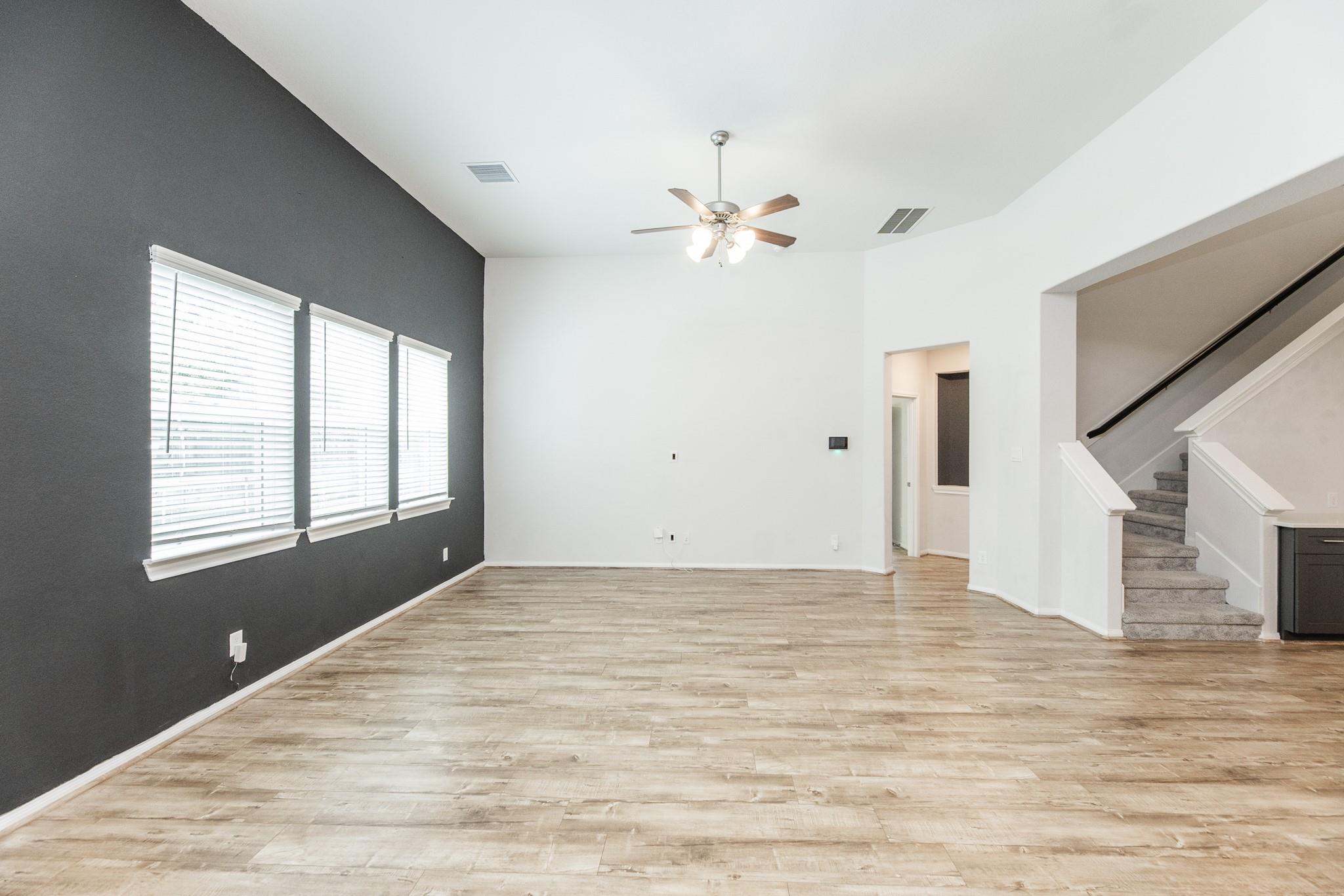 5943 Pearland Place