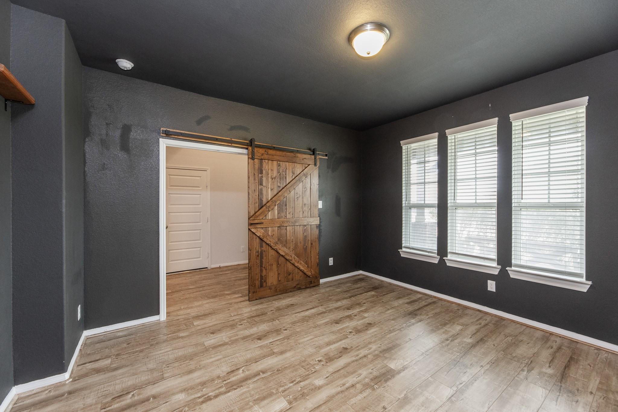 5943 Pearland Place