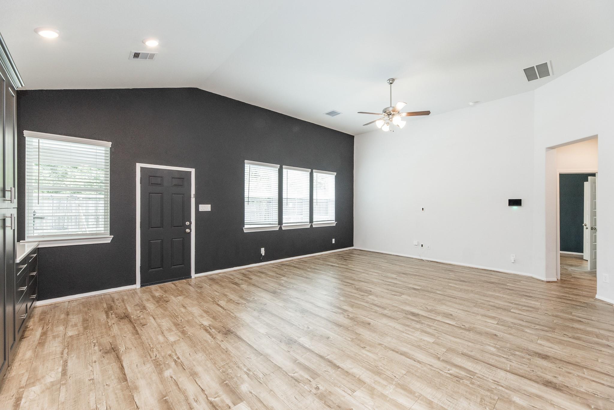 5943 Pearland Place
