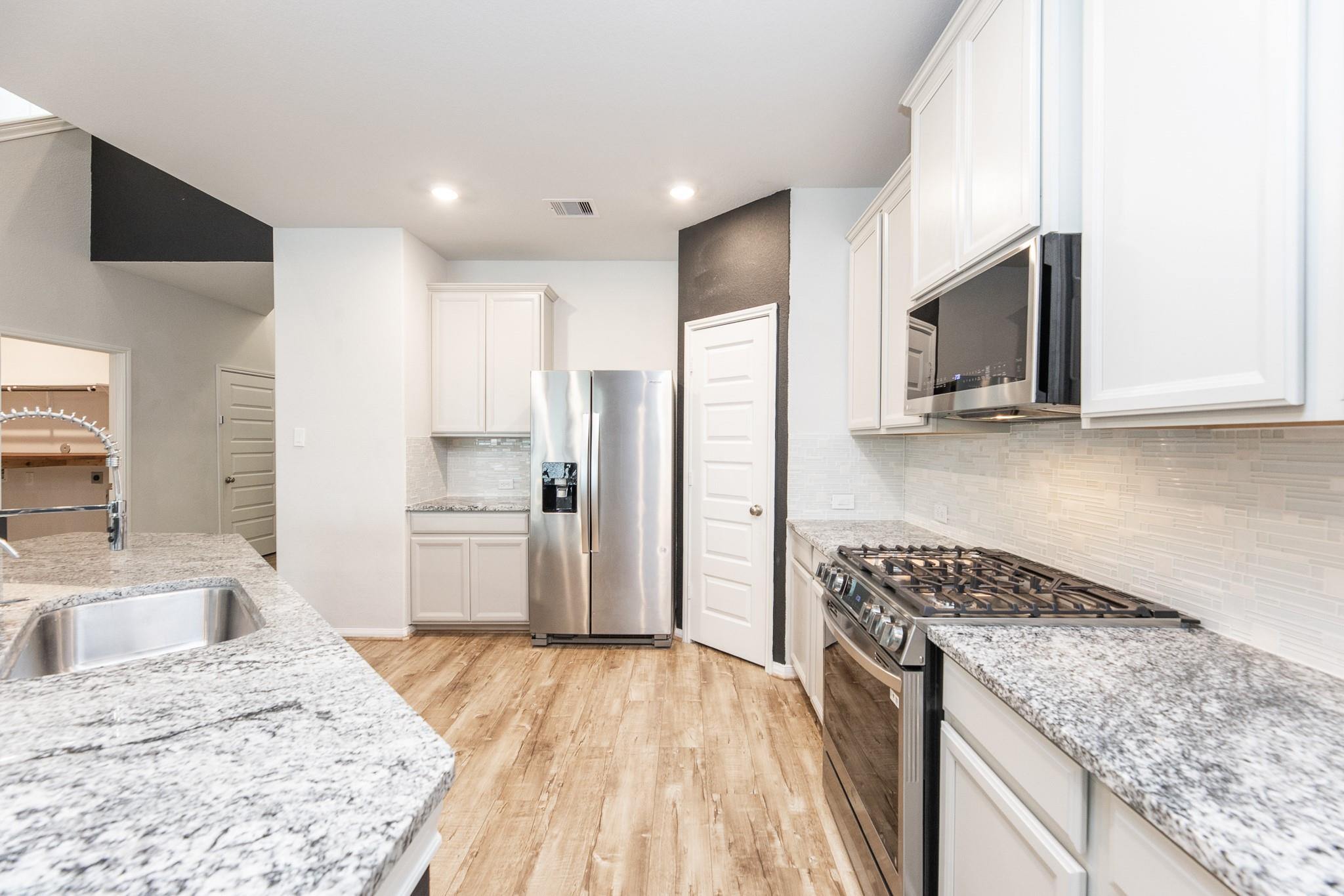 5943 Pearland Place