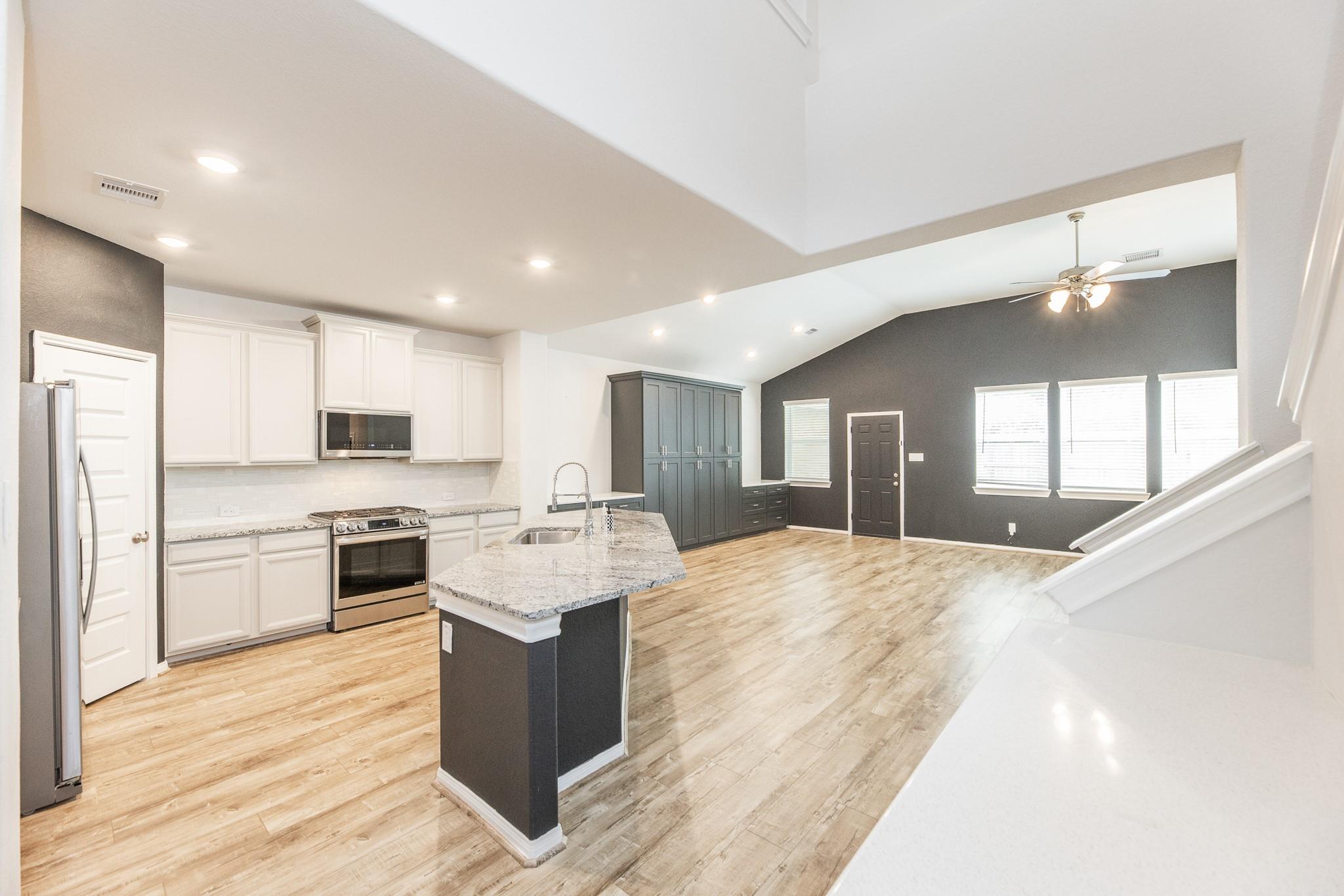 5943 Pearland Place