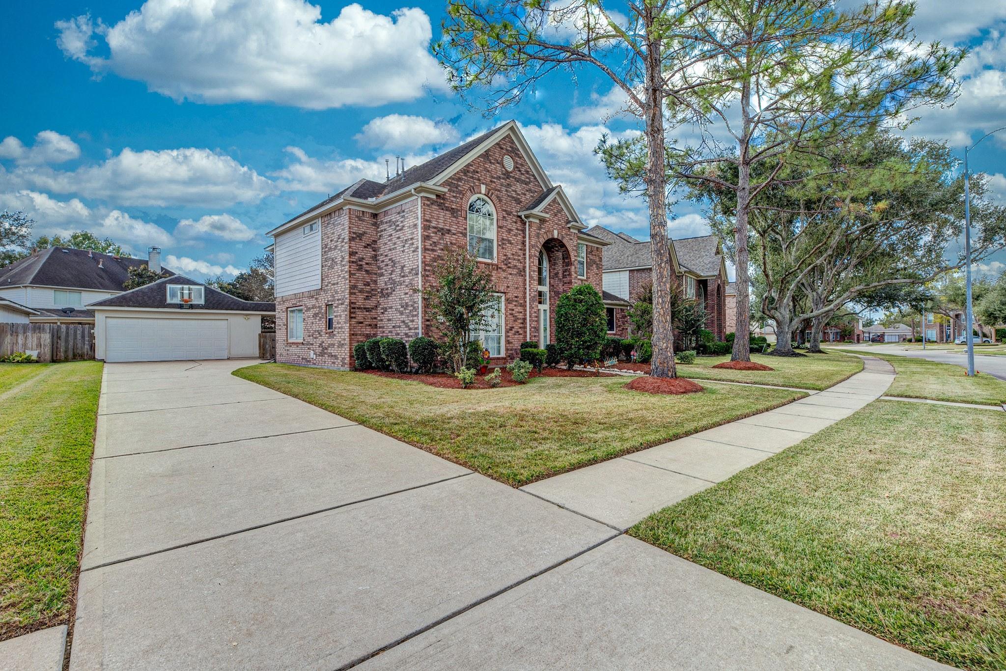 2618 Pinebend Drive