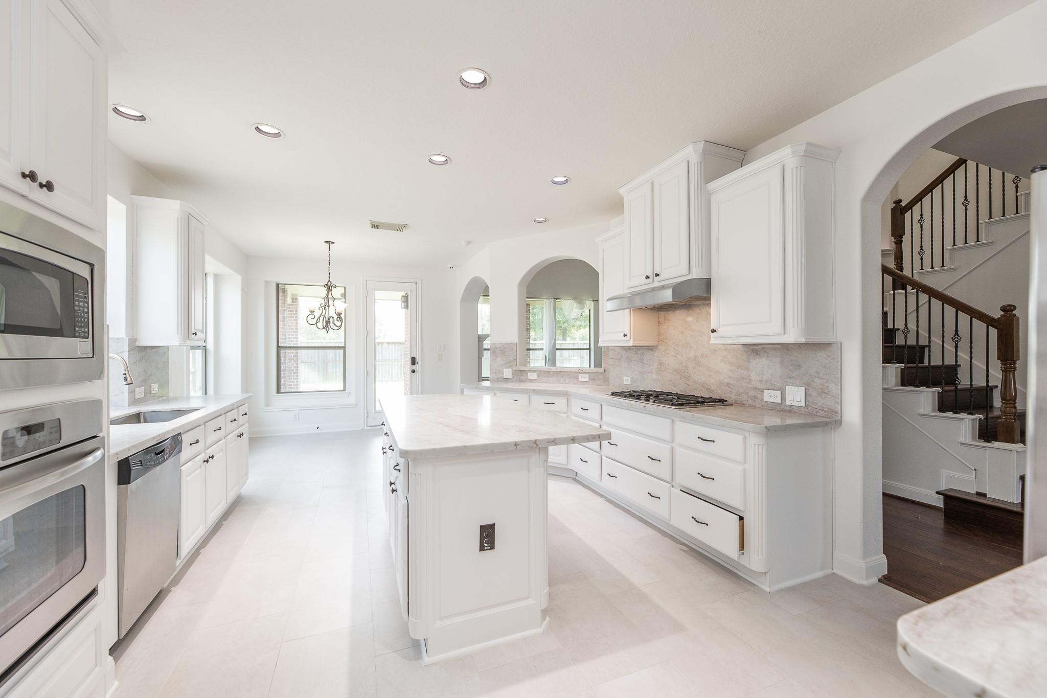 19507 Gladewater Court