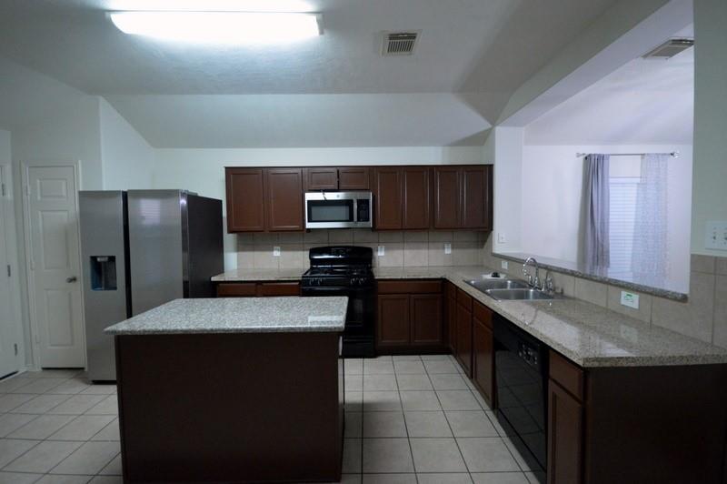 22206 Hesse Court, Katy